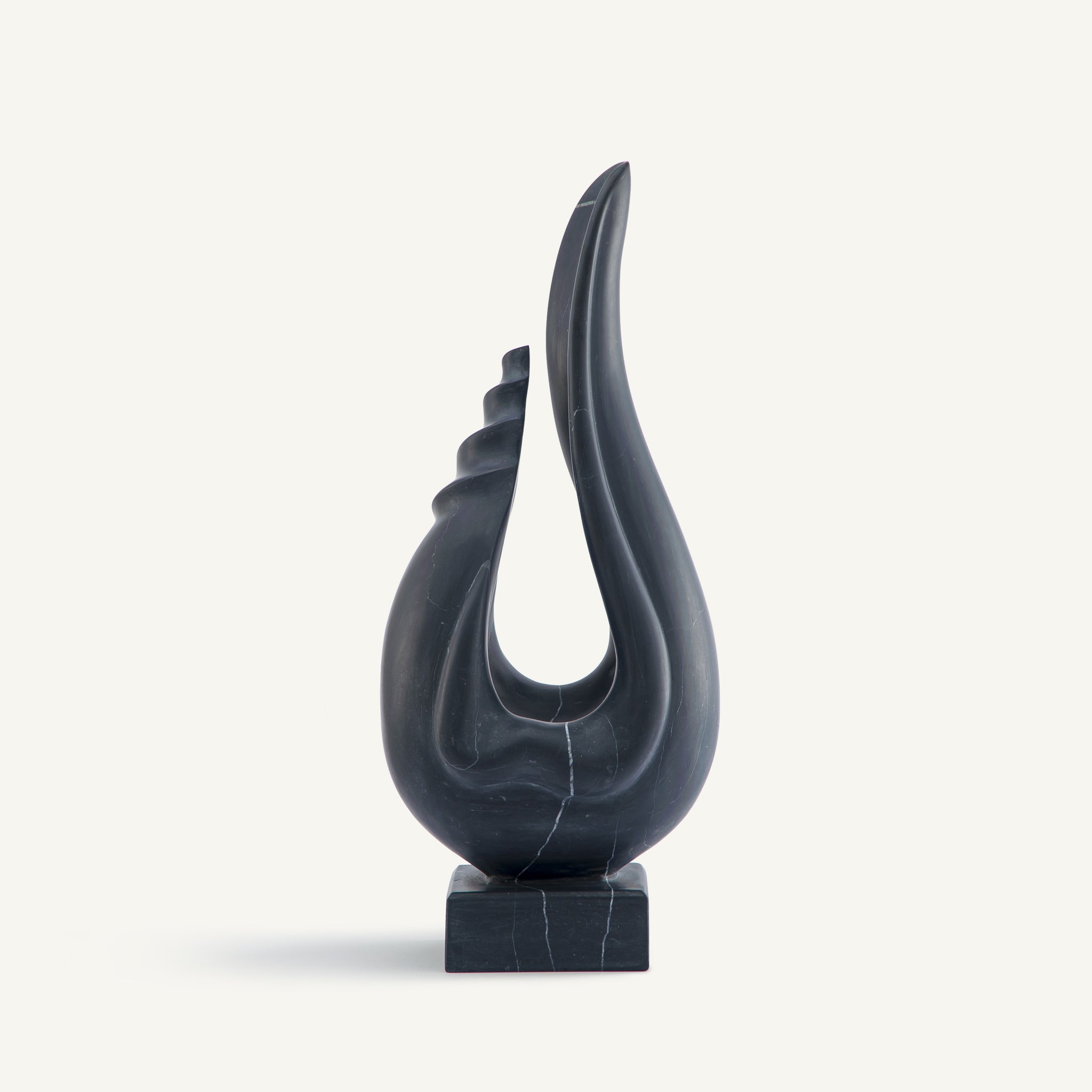 Natilus Statue