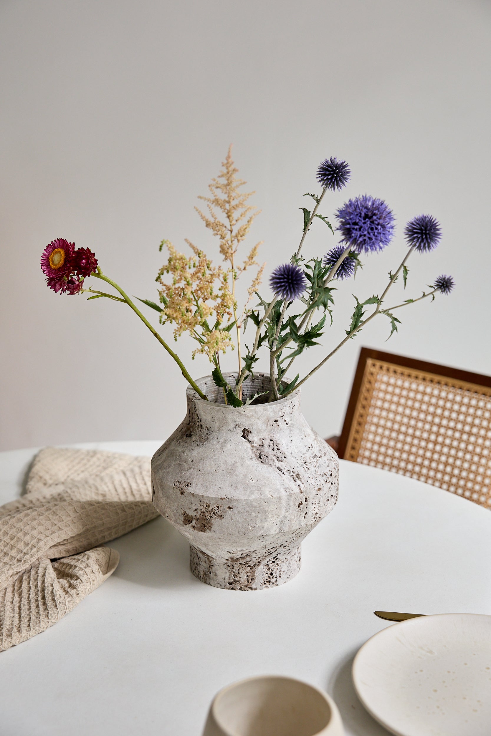 Ravessa Vase