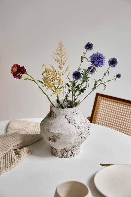 Ravessa Vase