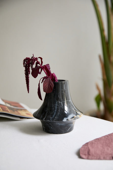 Eclipsis Vase