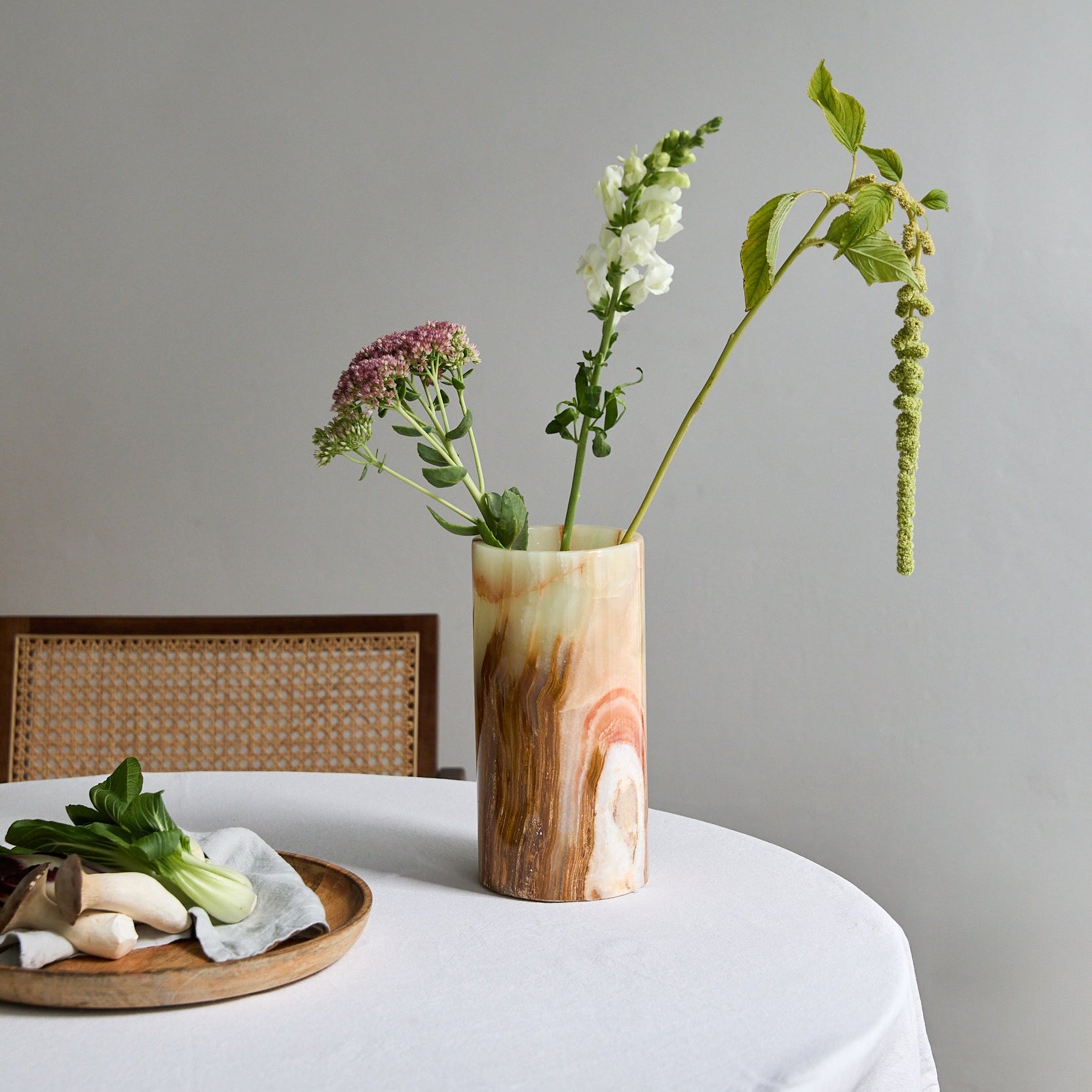 Veloura Vase