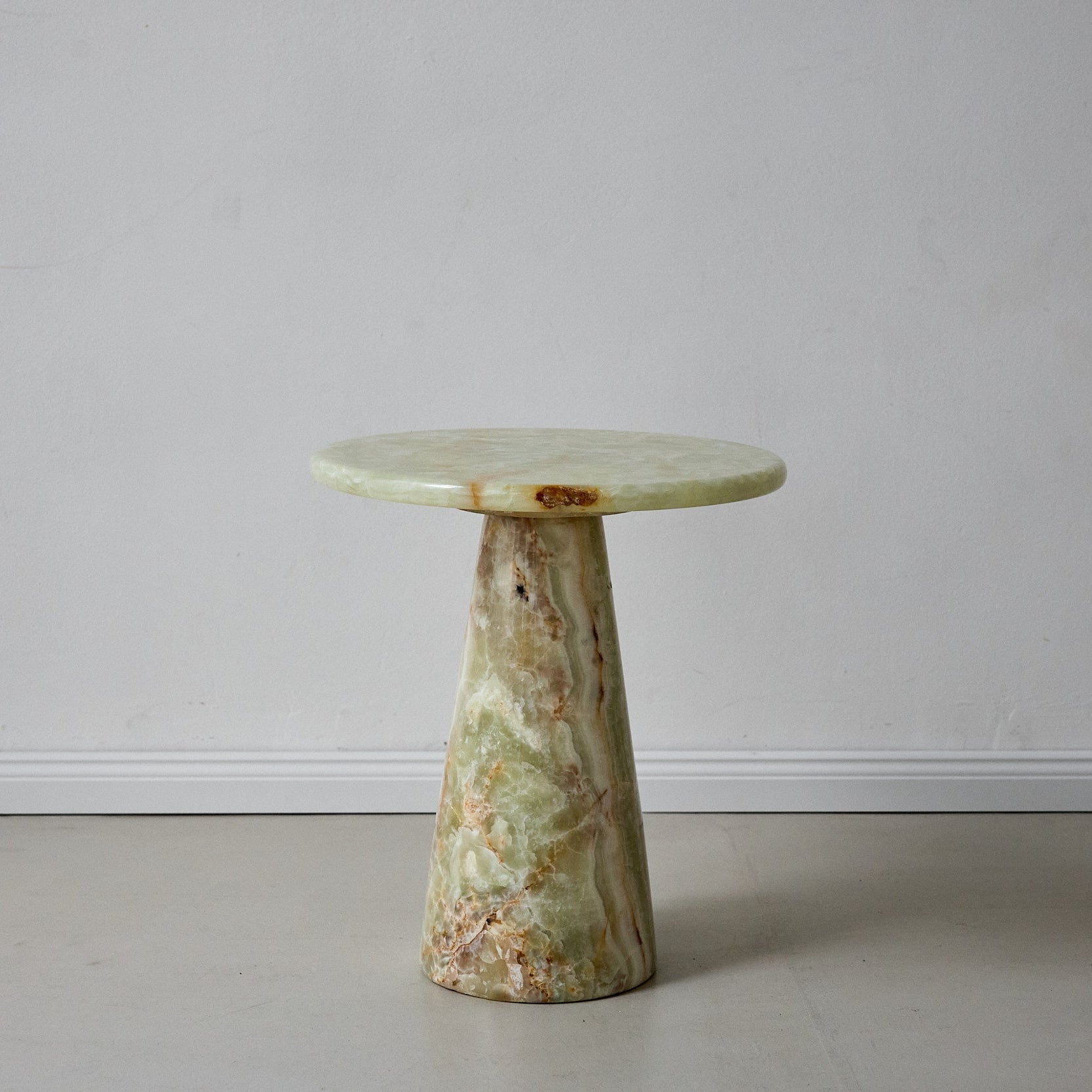 Solano Onyx Side Table