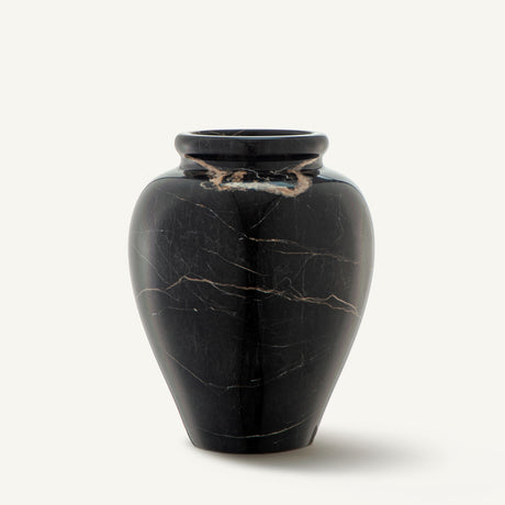 Elegance Noir Gloss Vase