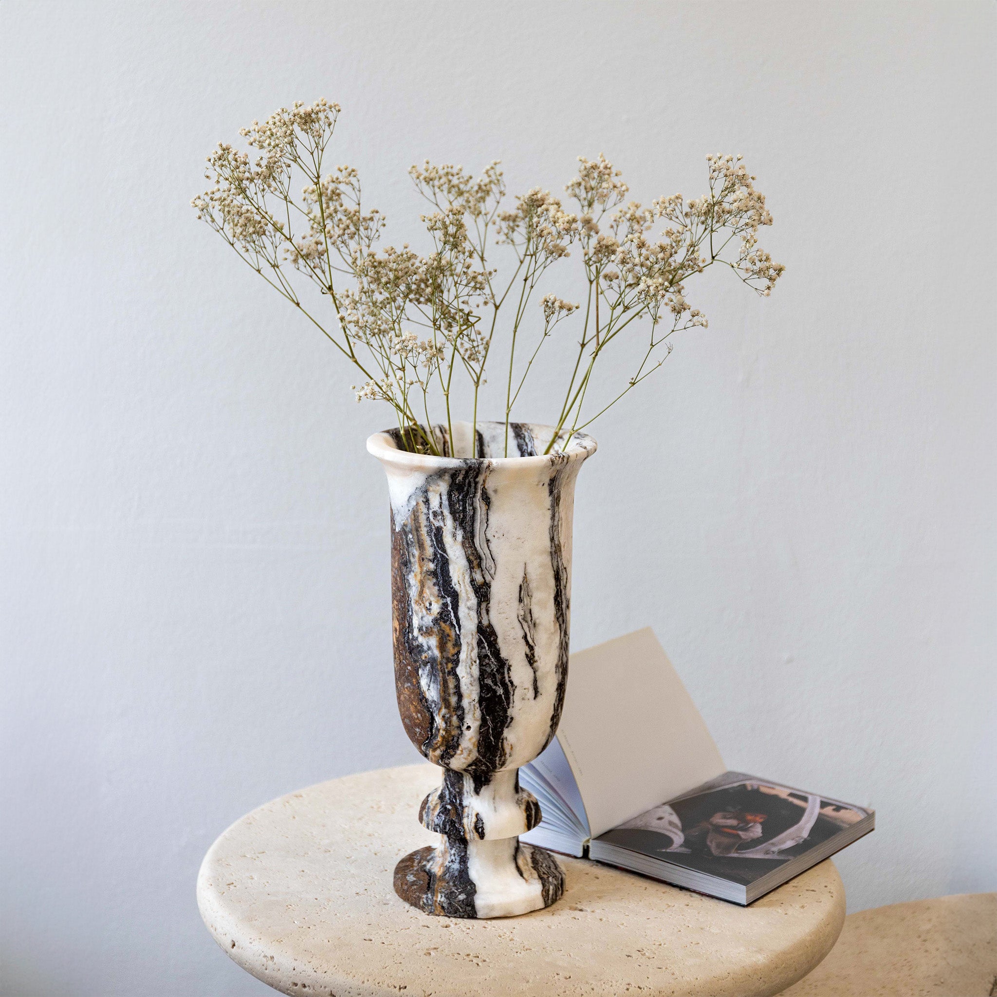 Nera Vase