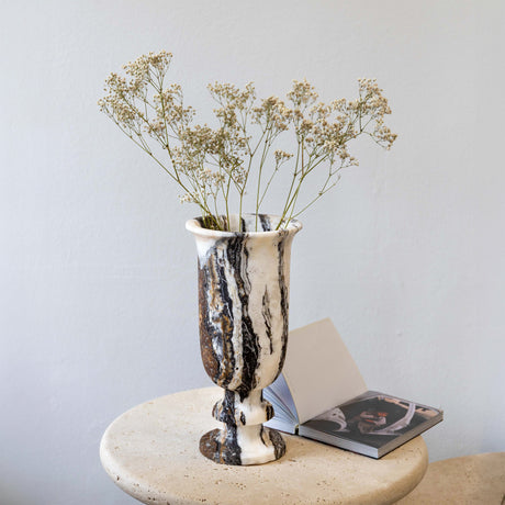 Nera Vase