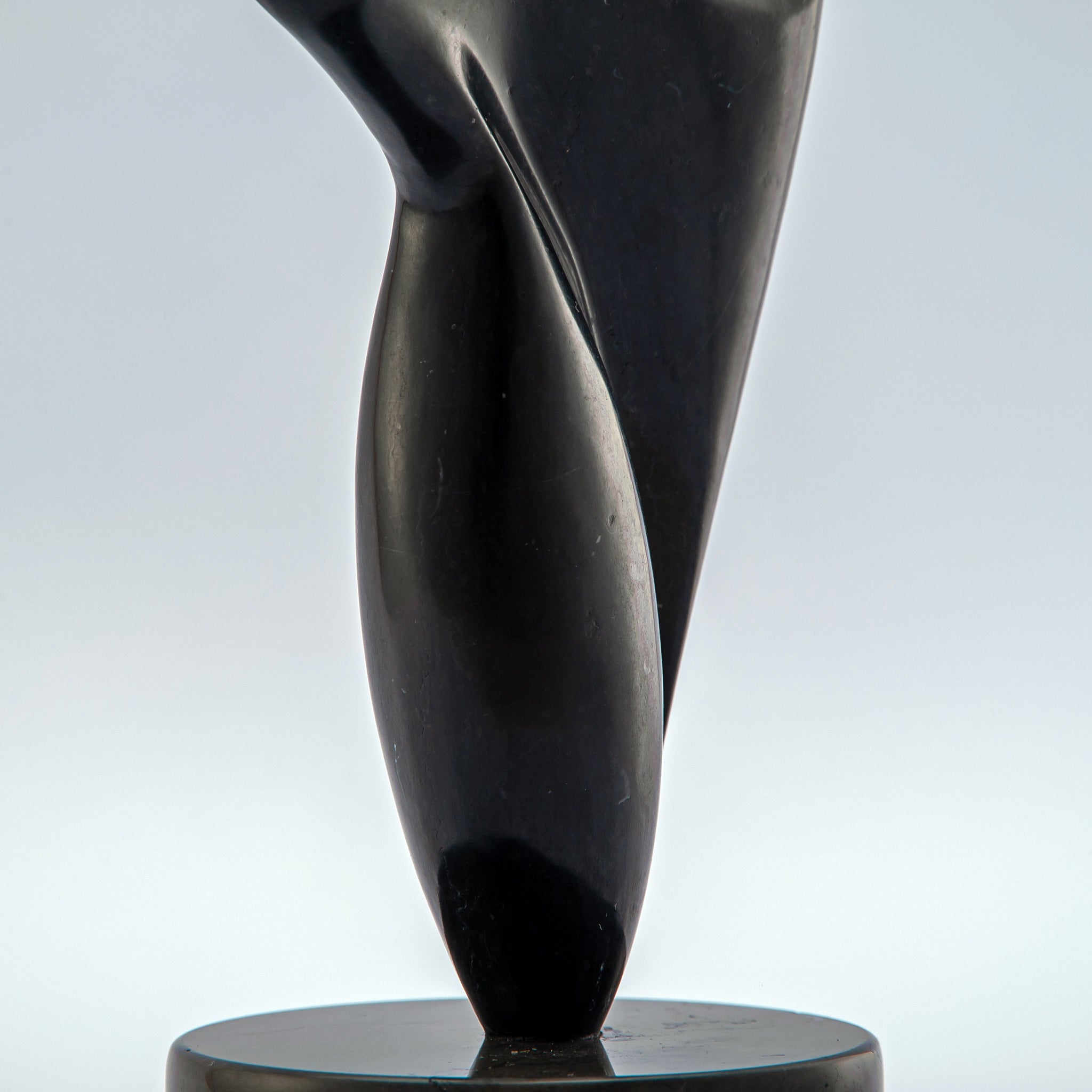 Swelia Skulptur