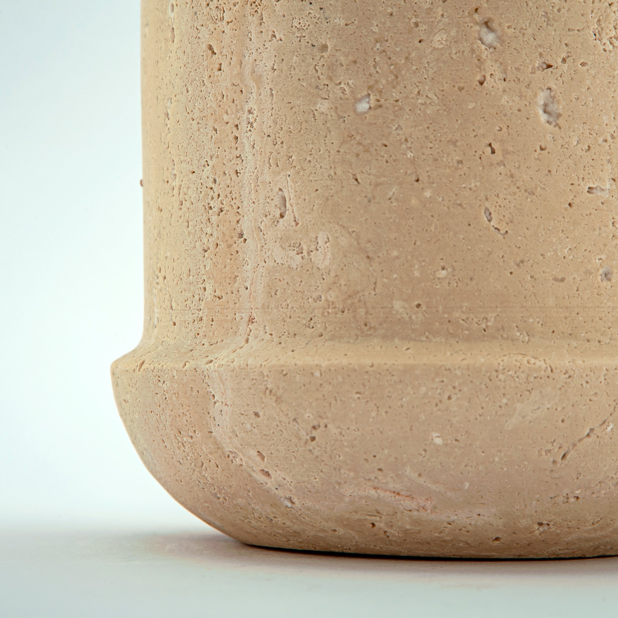 Olyra Vase