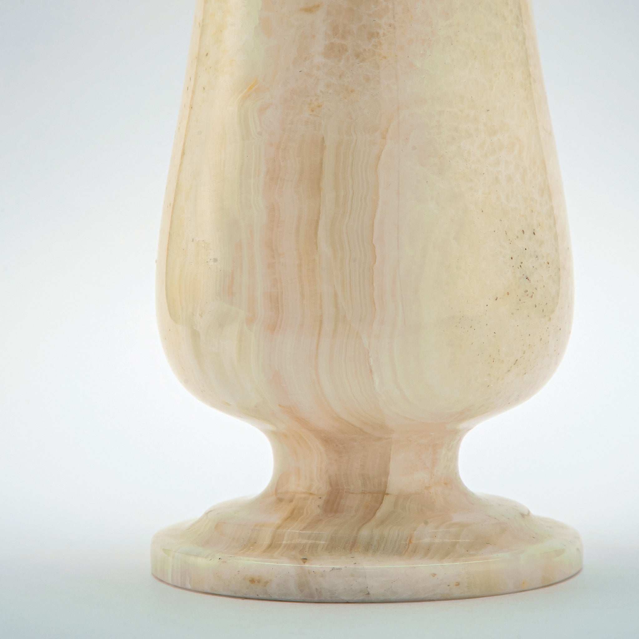 Cronica Vase