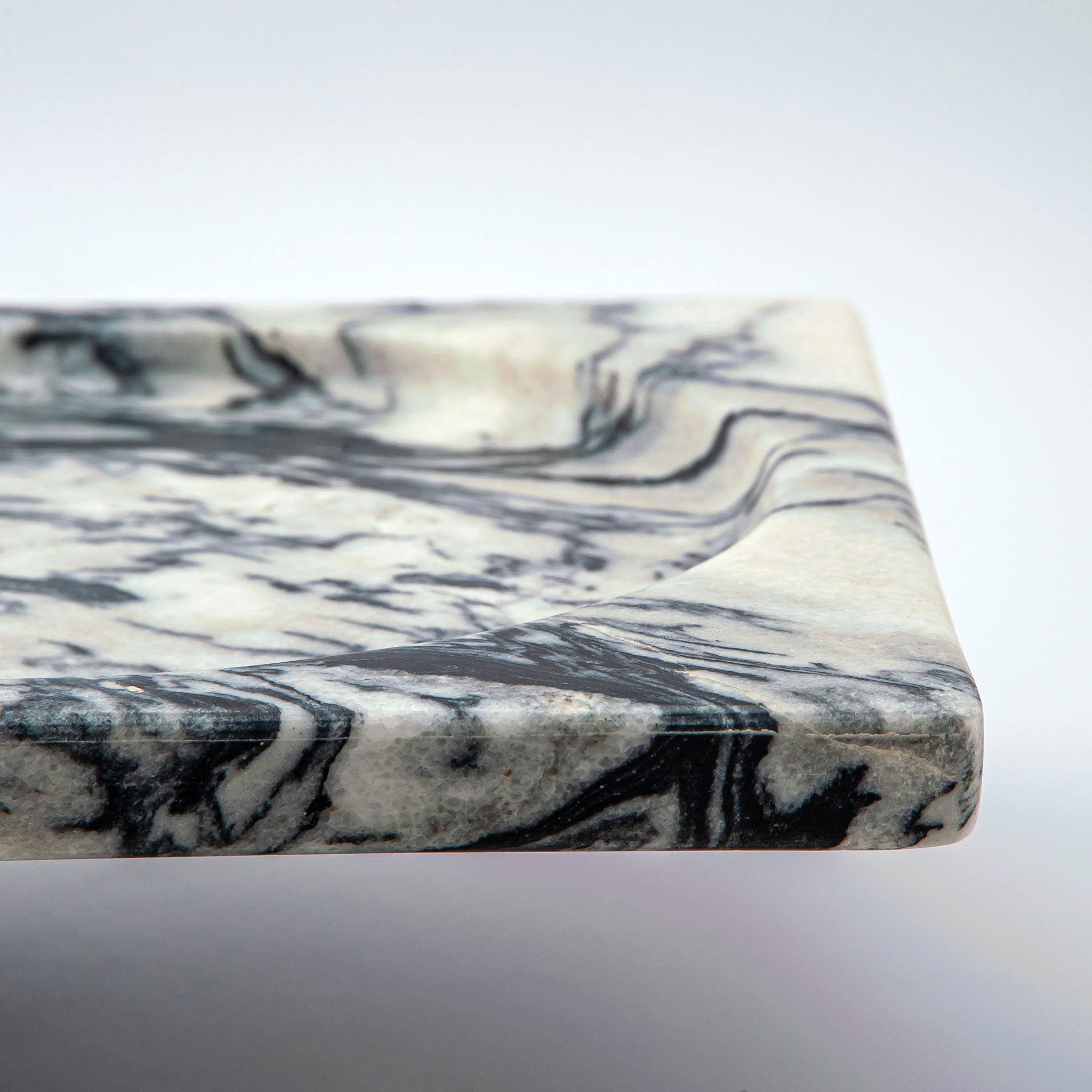 Strata Tablett