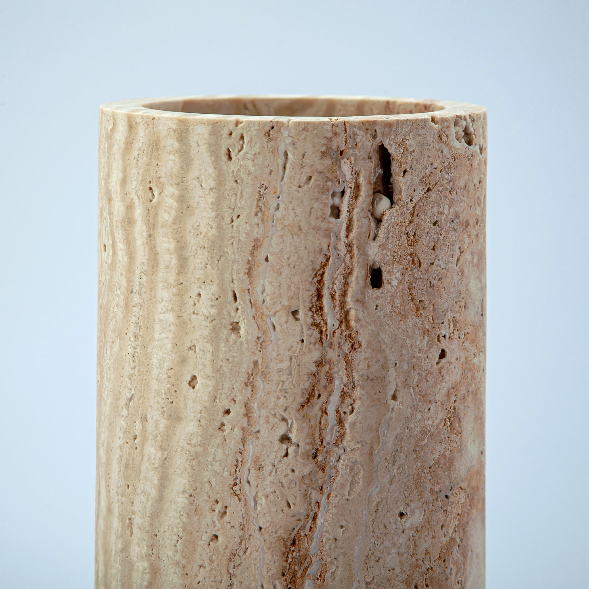 Darenne Vase