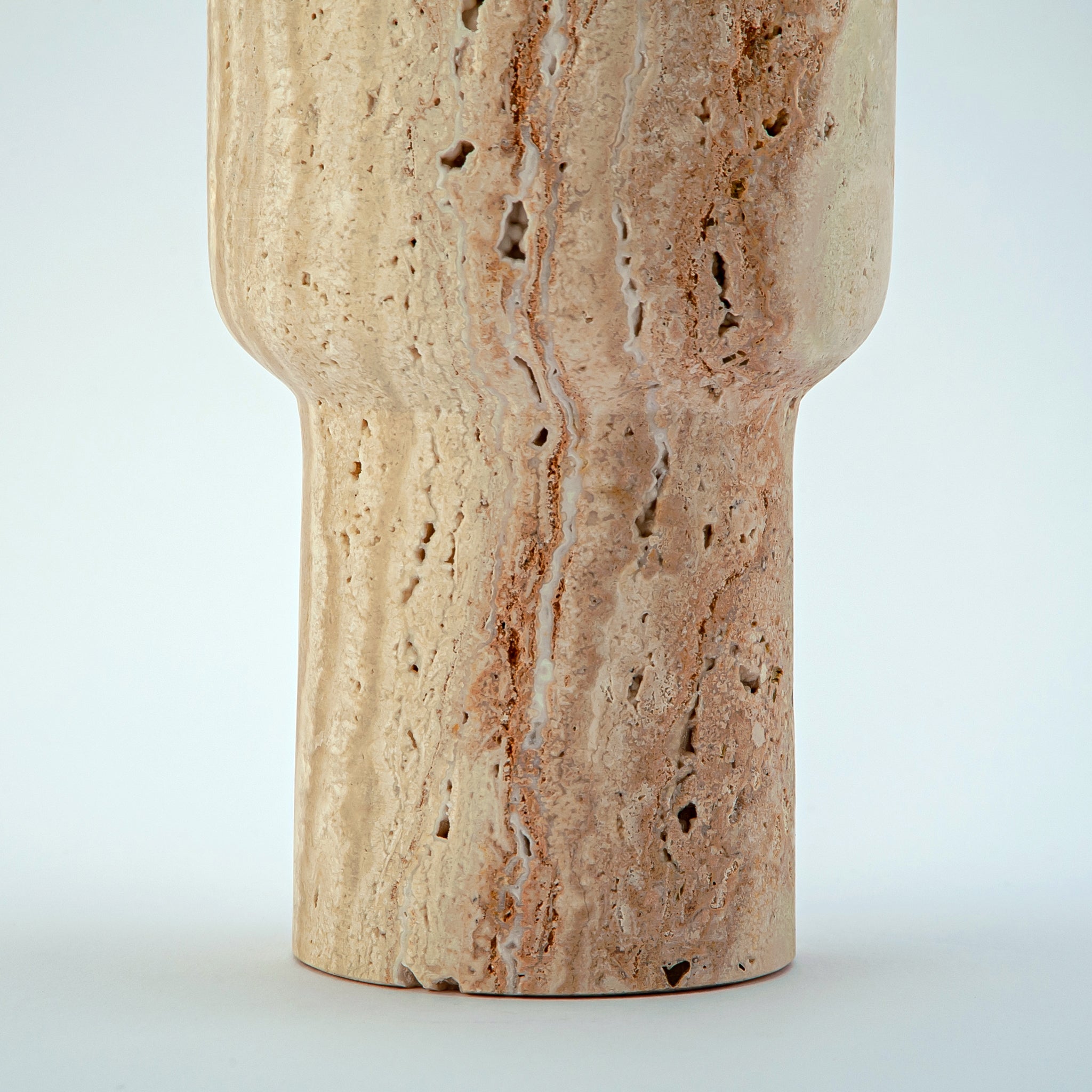 Darenne Vase
