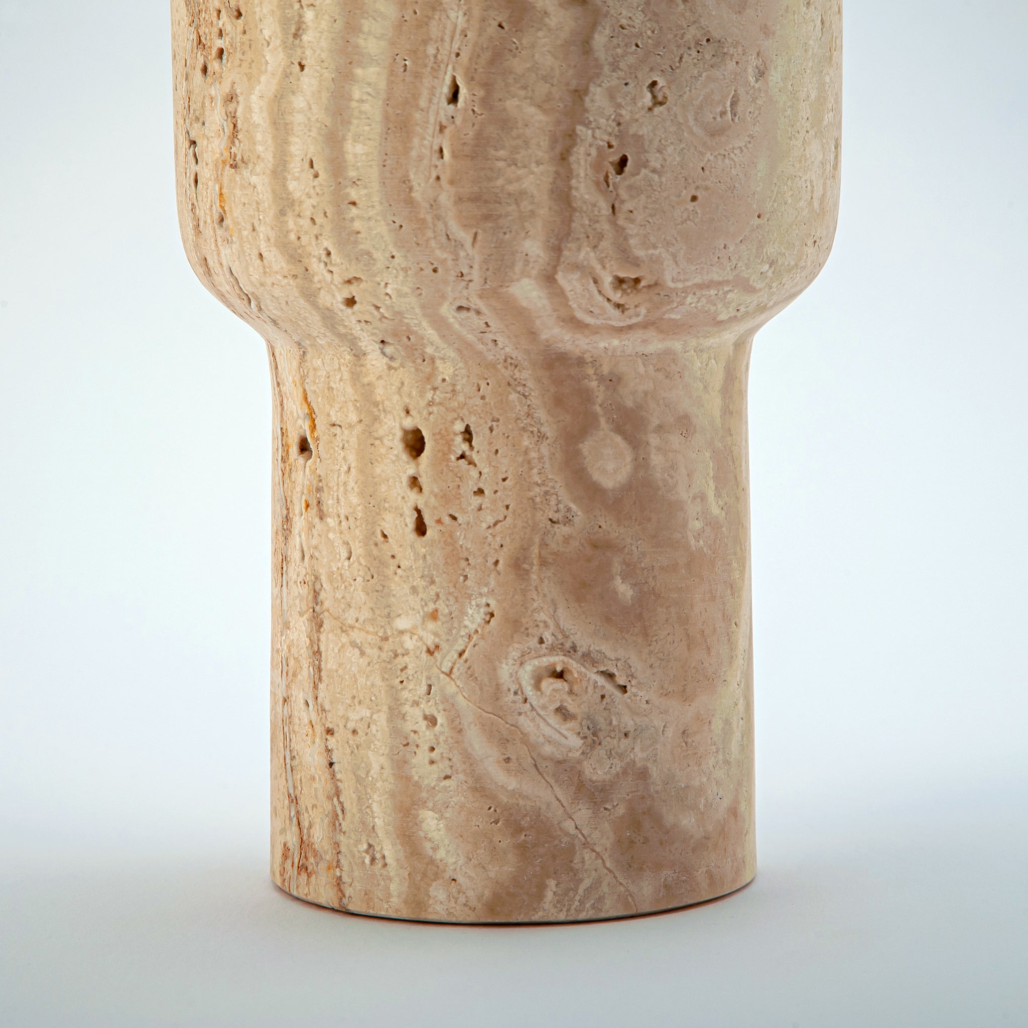 Darenne Vase