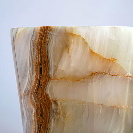 Aurevia Onyx Vase