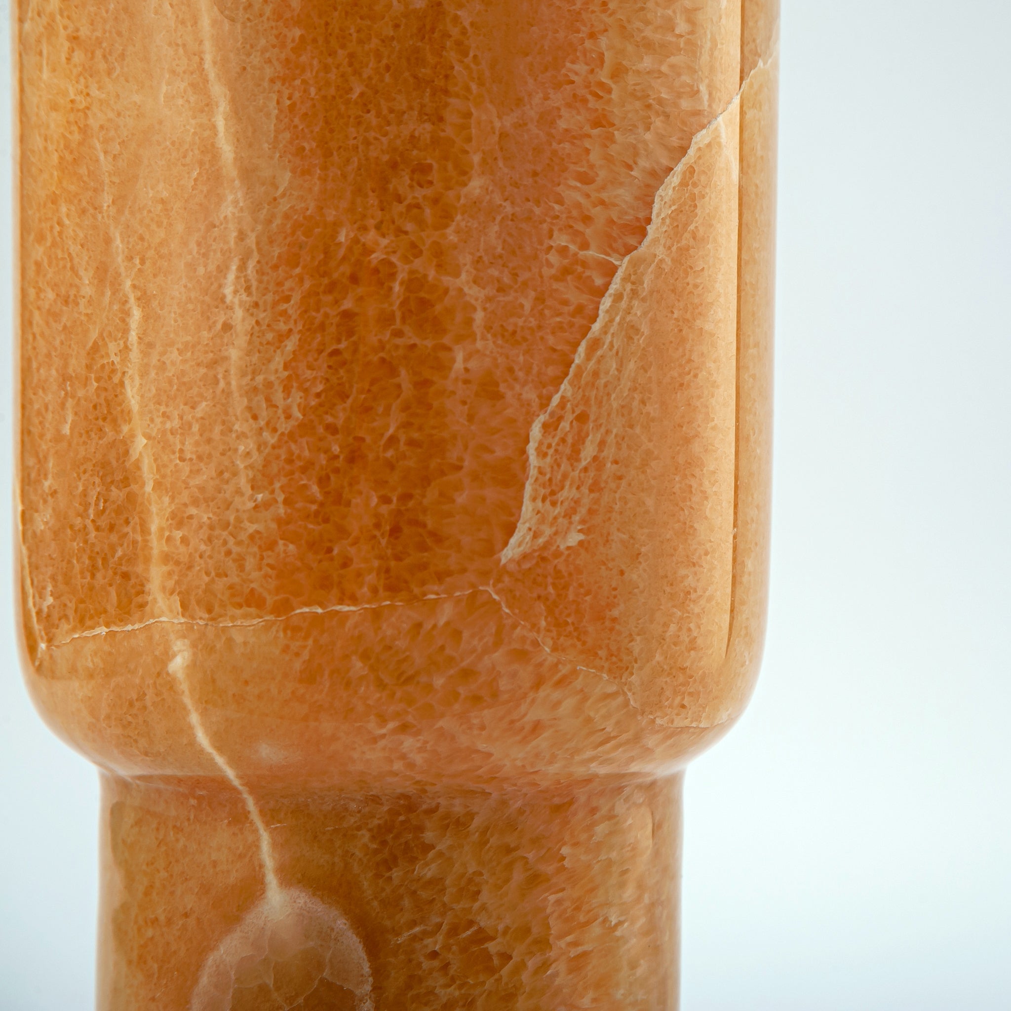 Petrosa Vase