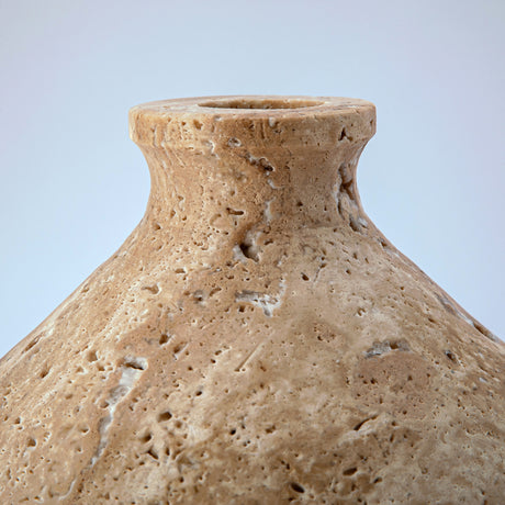 Gaion Vase