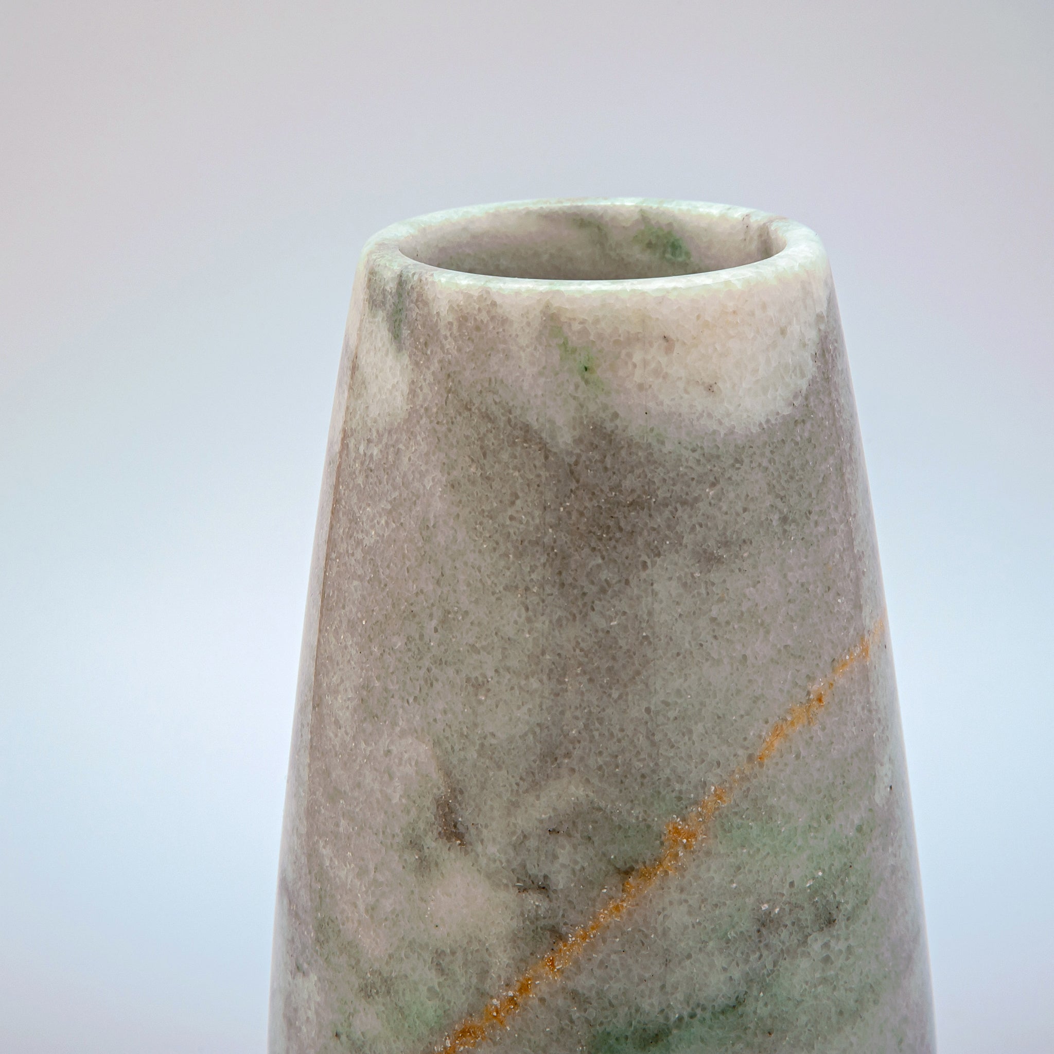 Caelith Vase