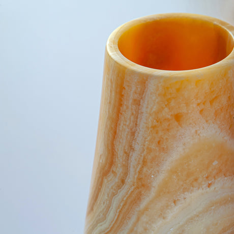 Oro Onyx Vase