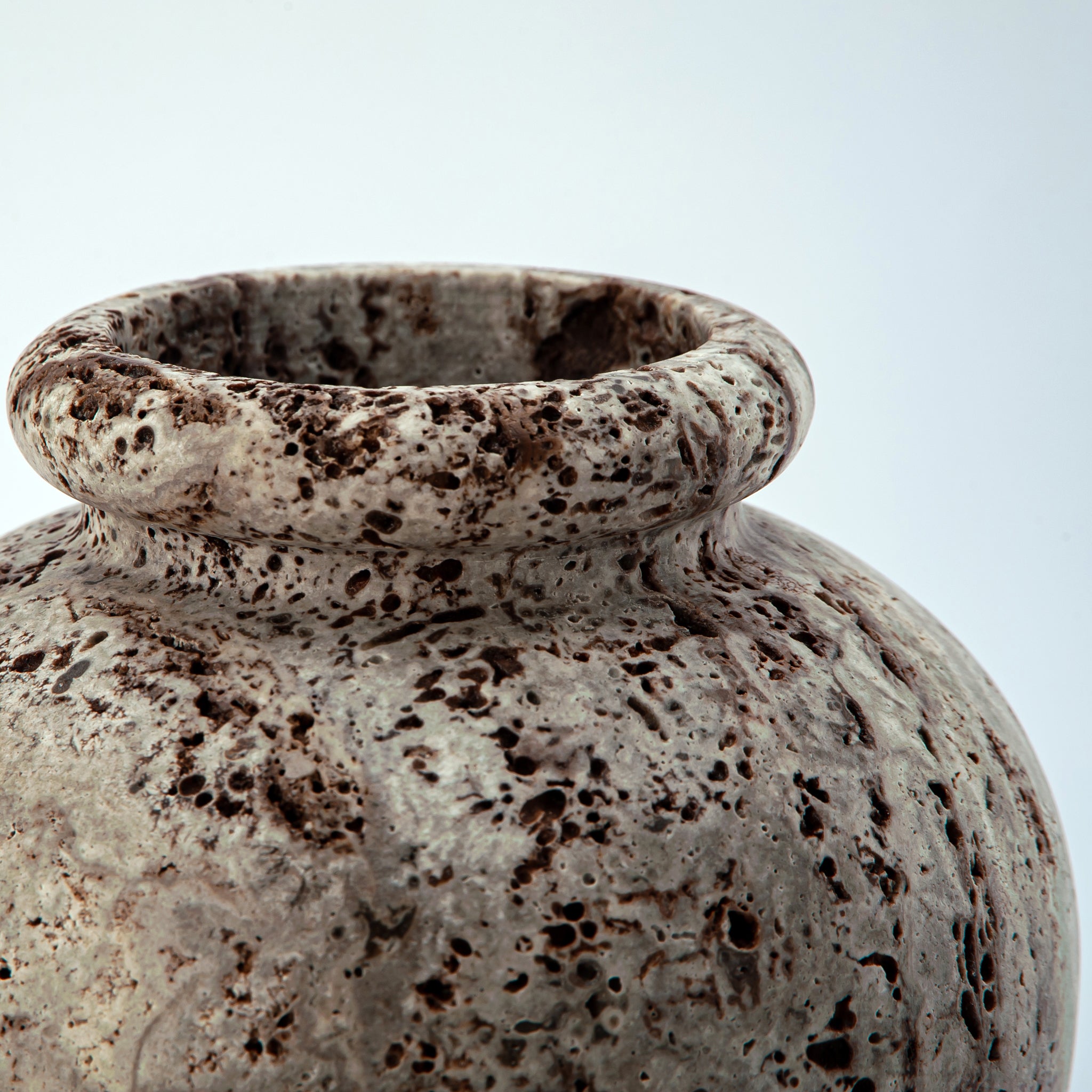 Atelia Vase