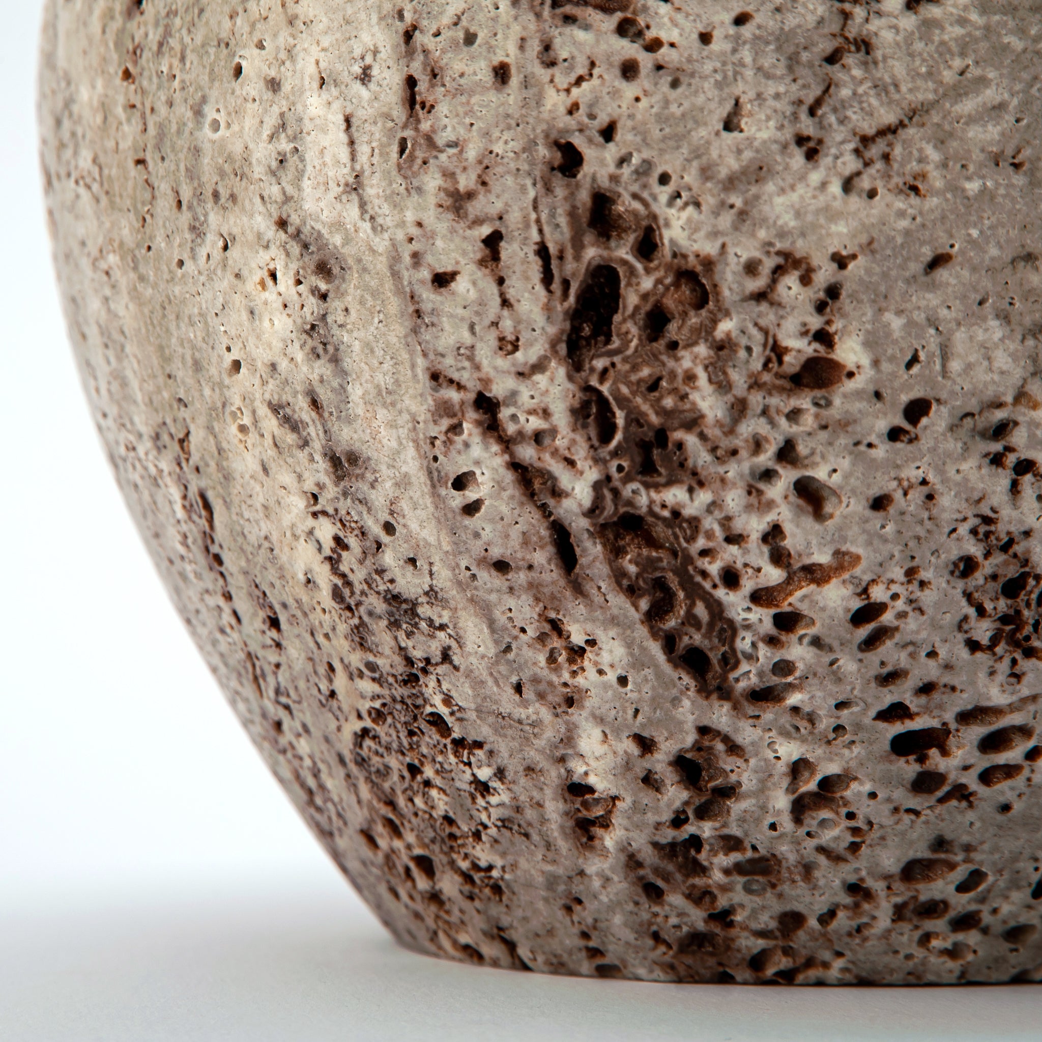 Atelia Vase