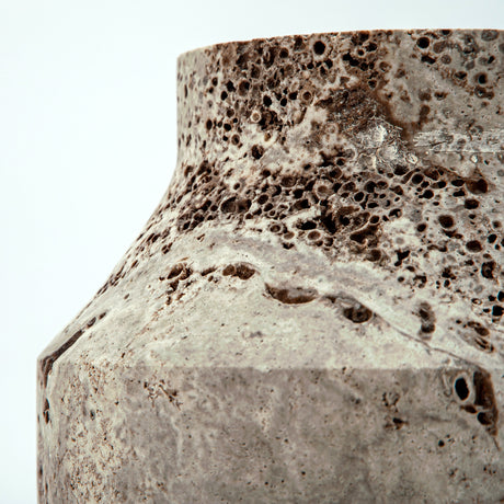 Ravessa Vase
