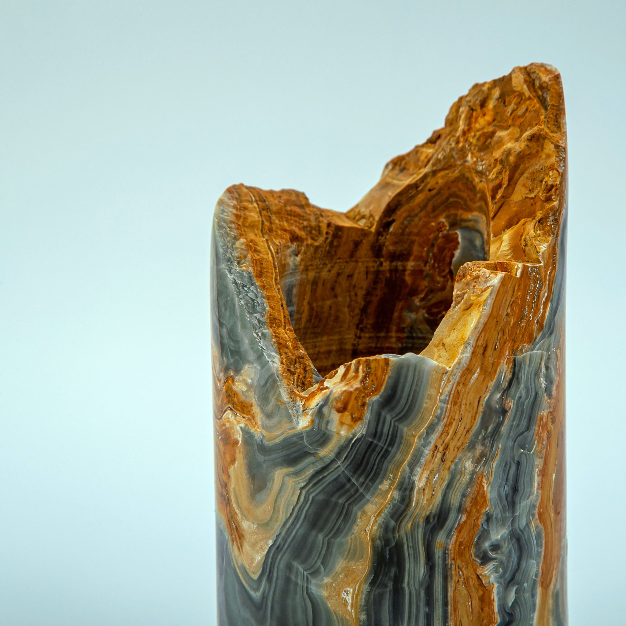 Flaren Candle Holder