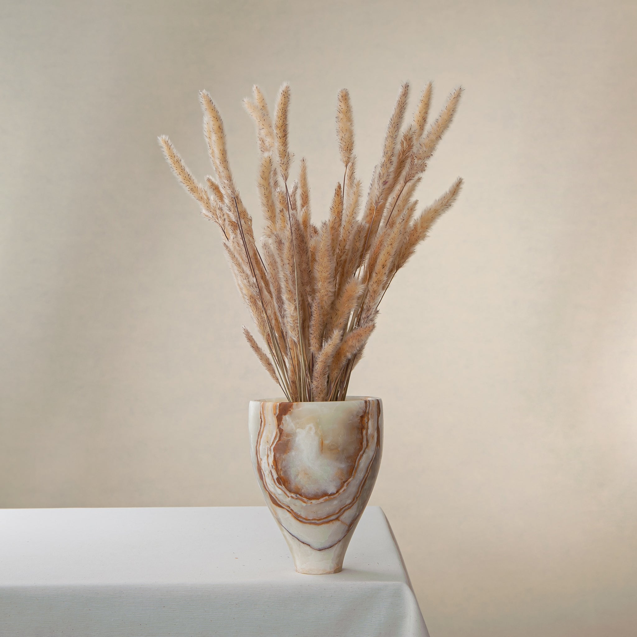 Alvoria Vase