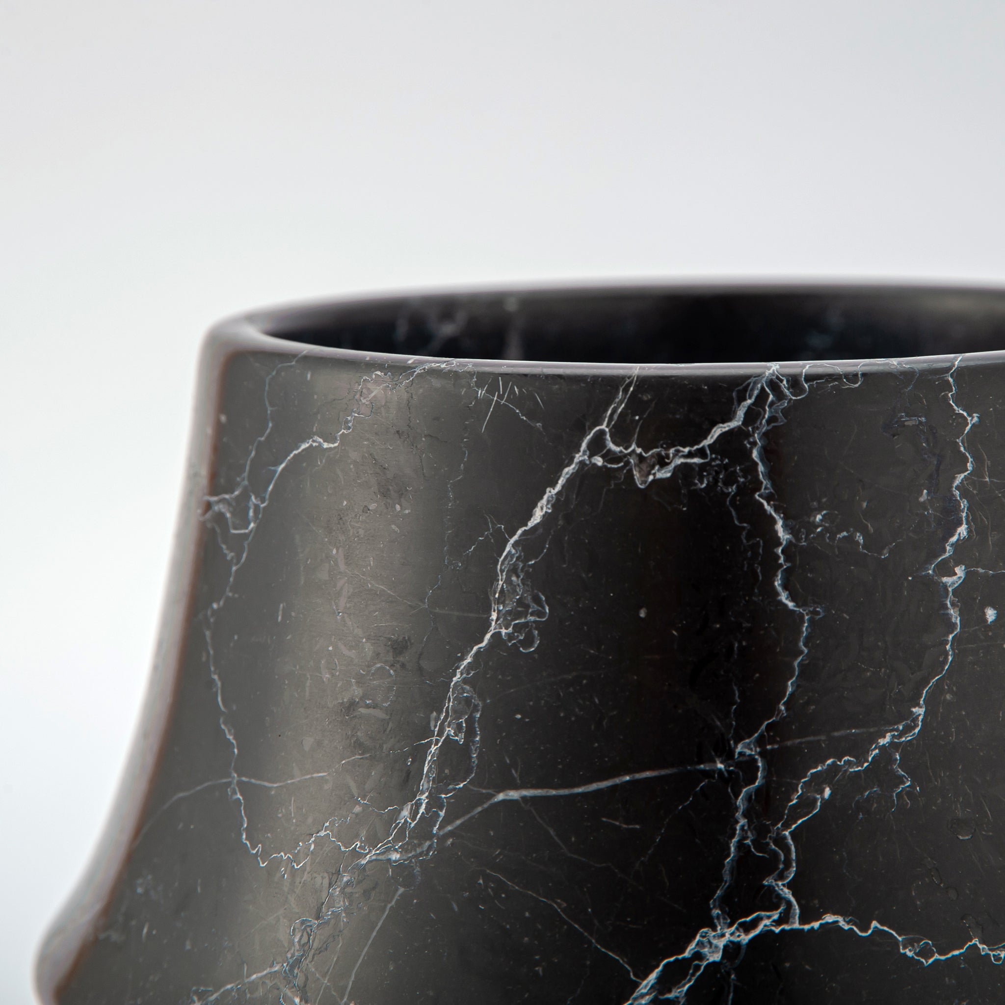 Ardea Vase