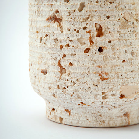 Calvessa Vase