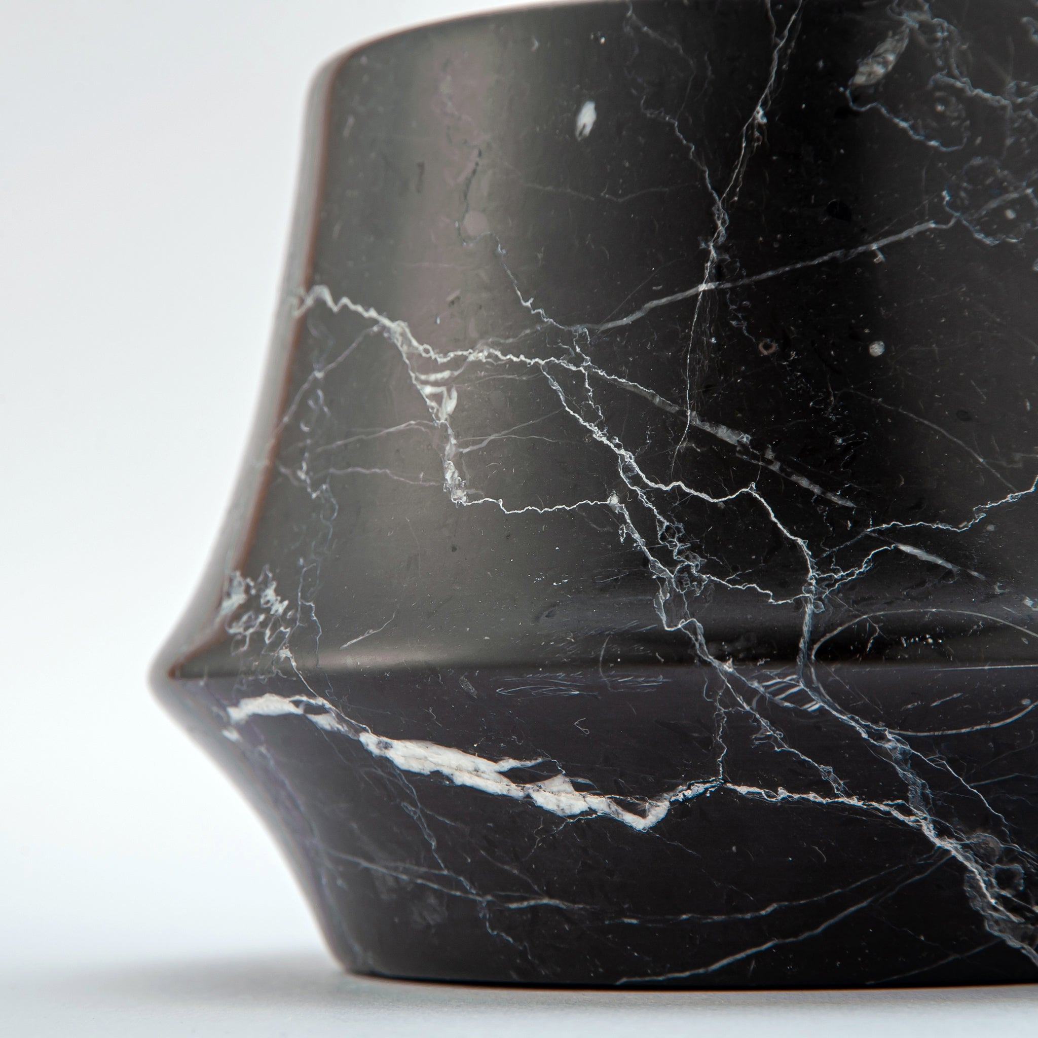 Ardea Vase