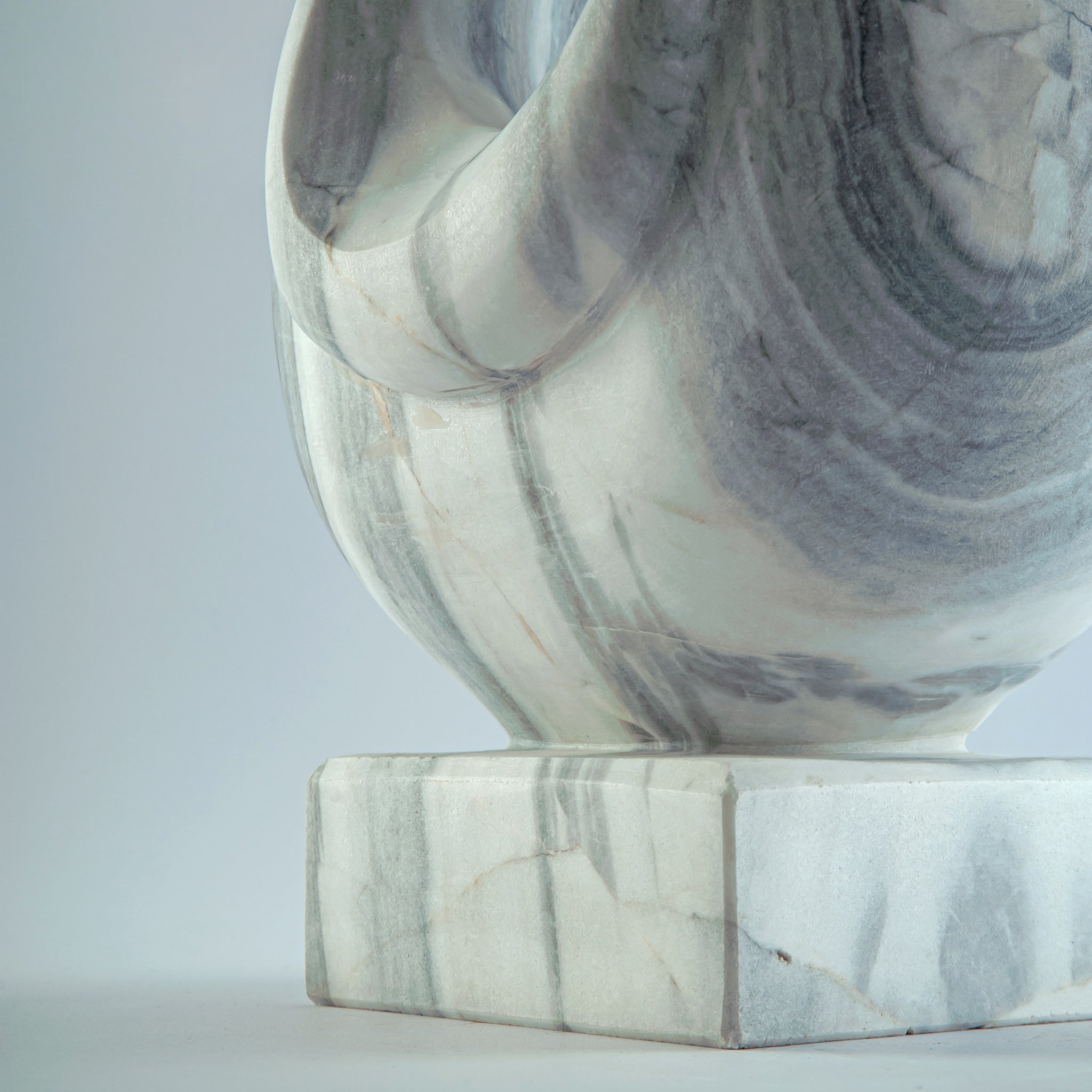 Natilus Statue
