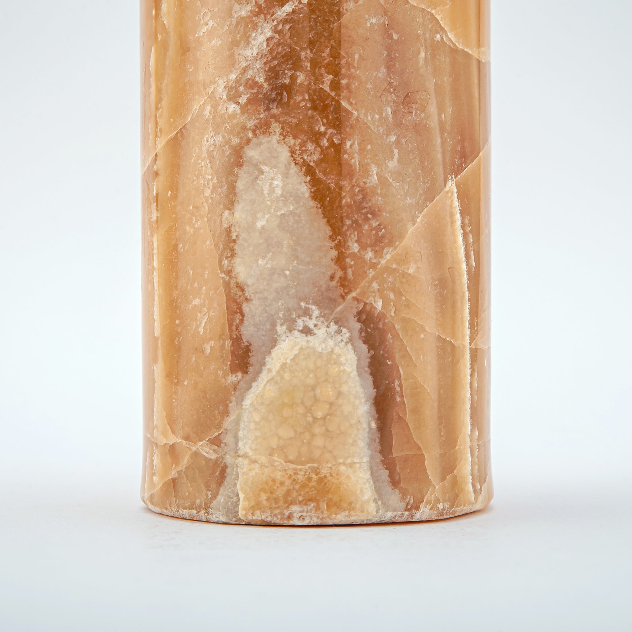 Vionis Candle Holder