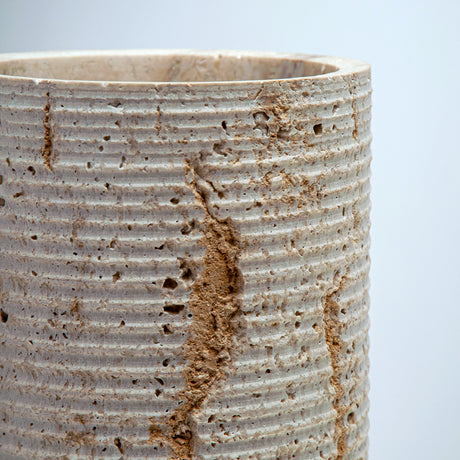 Calvessa Vase