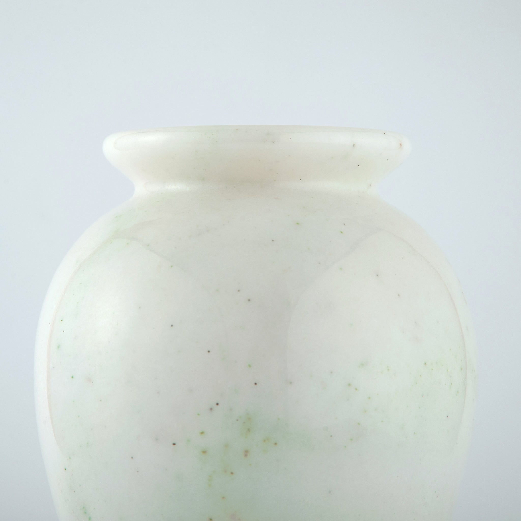 Leukion Vase