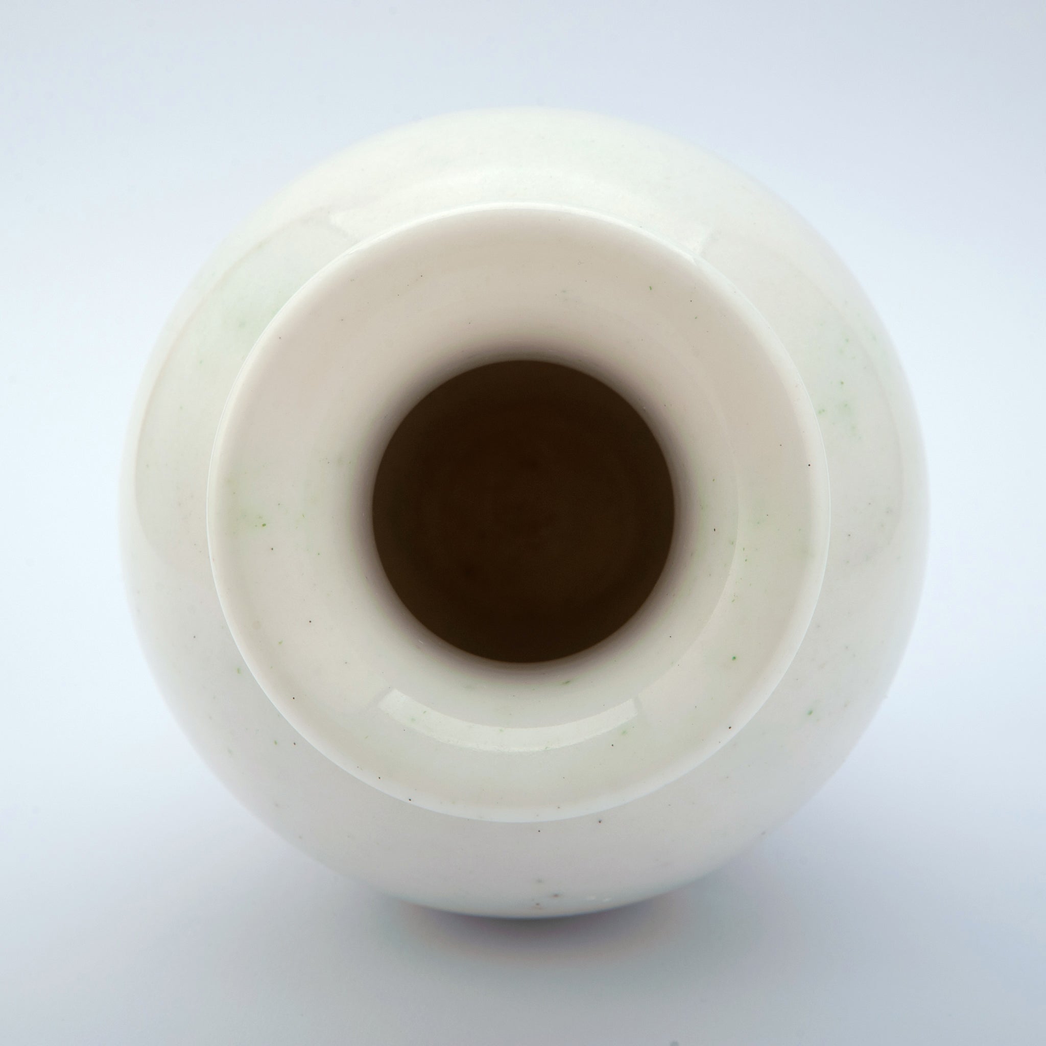 Leukion Vase