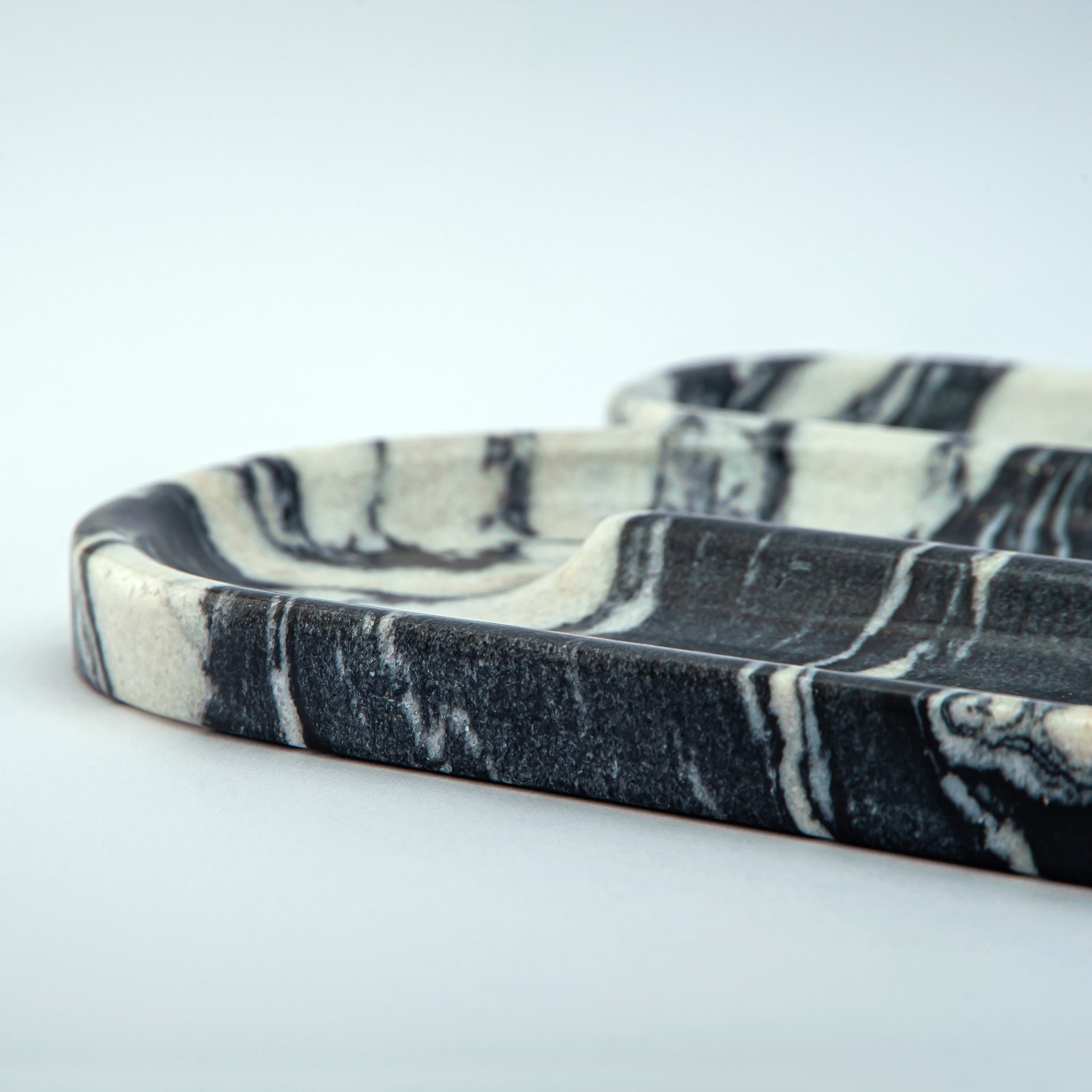 Serpentine Tablett