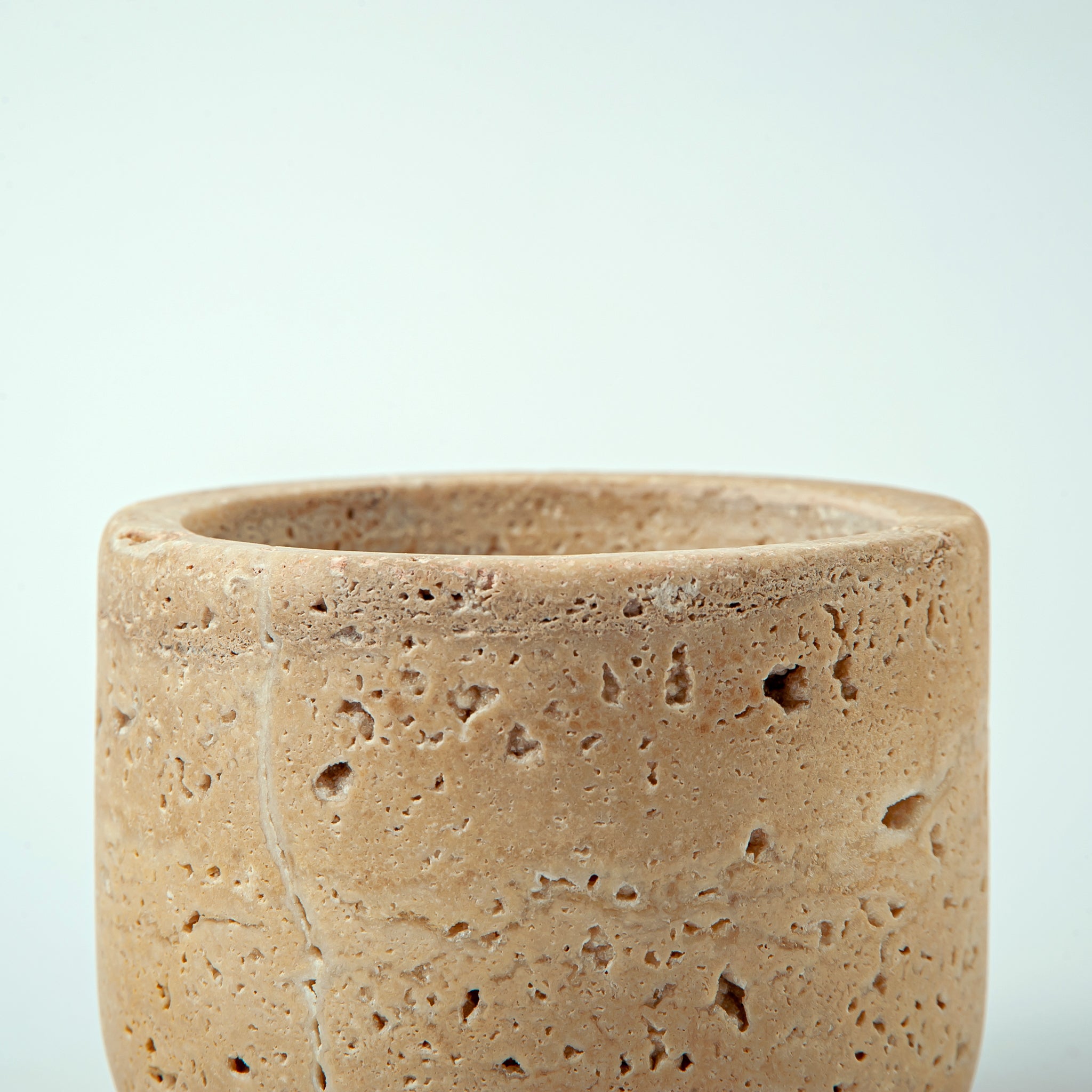 Monvra Vessel