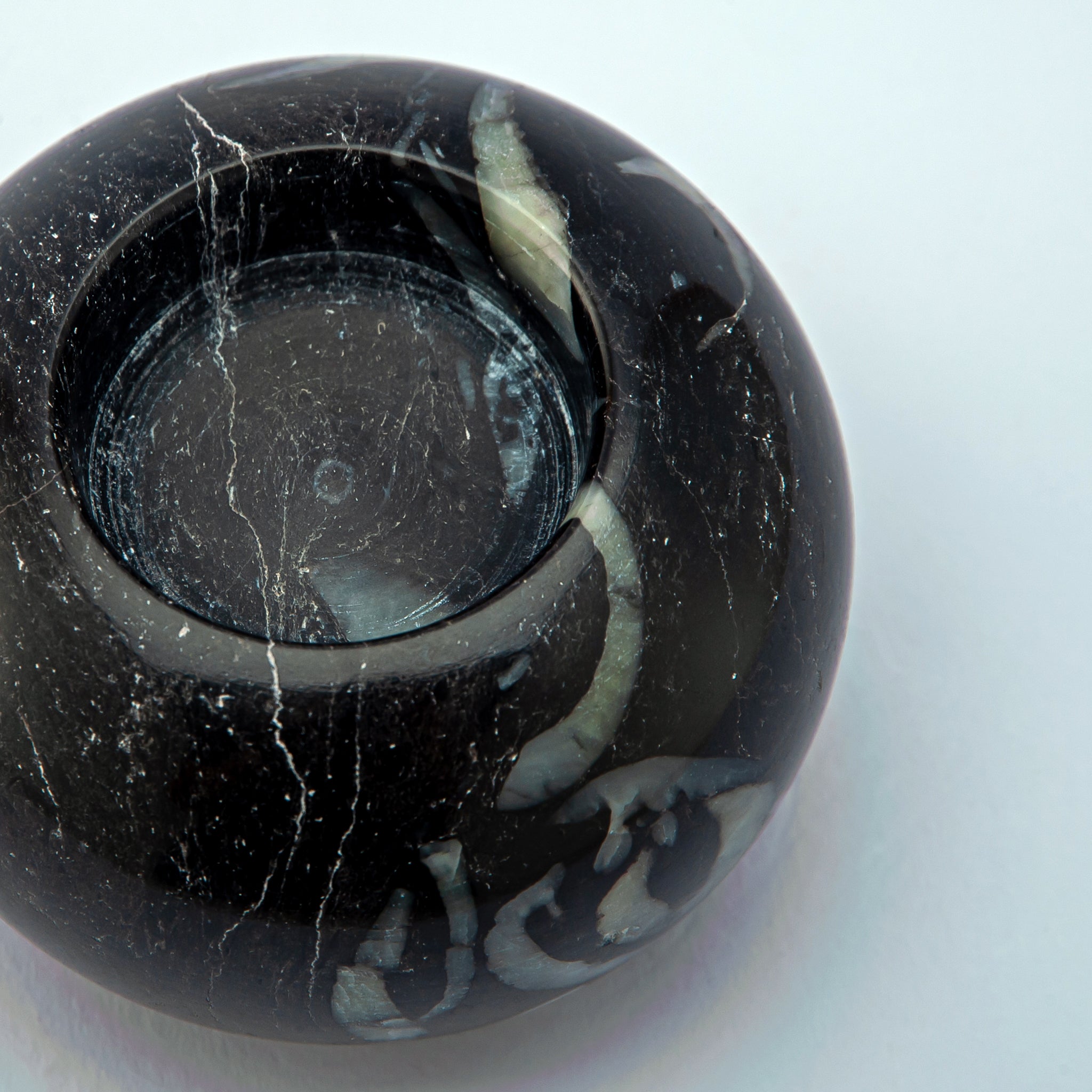 Virelle Candle Holder