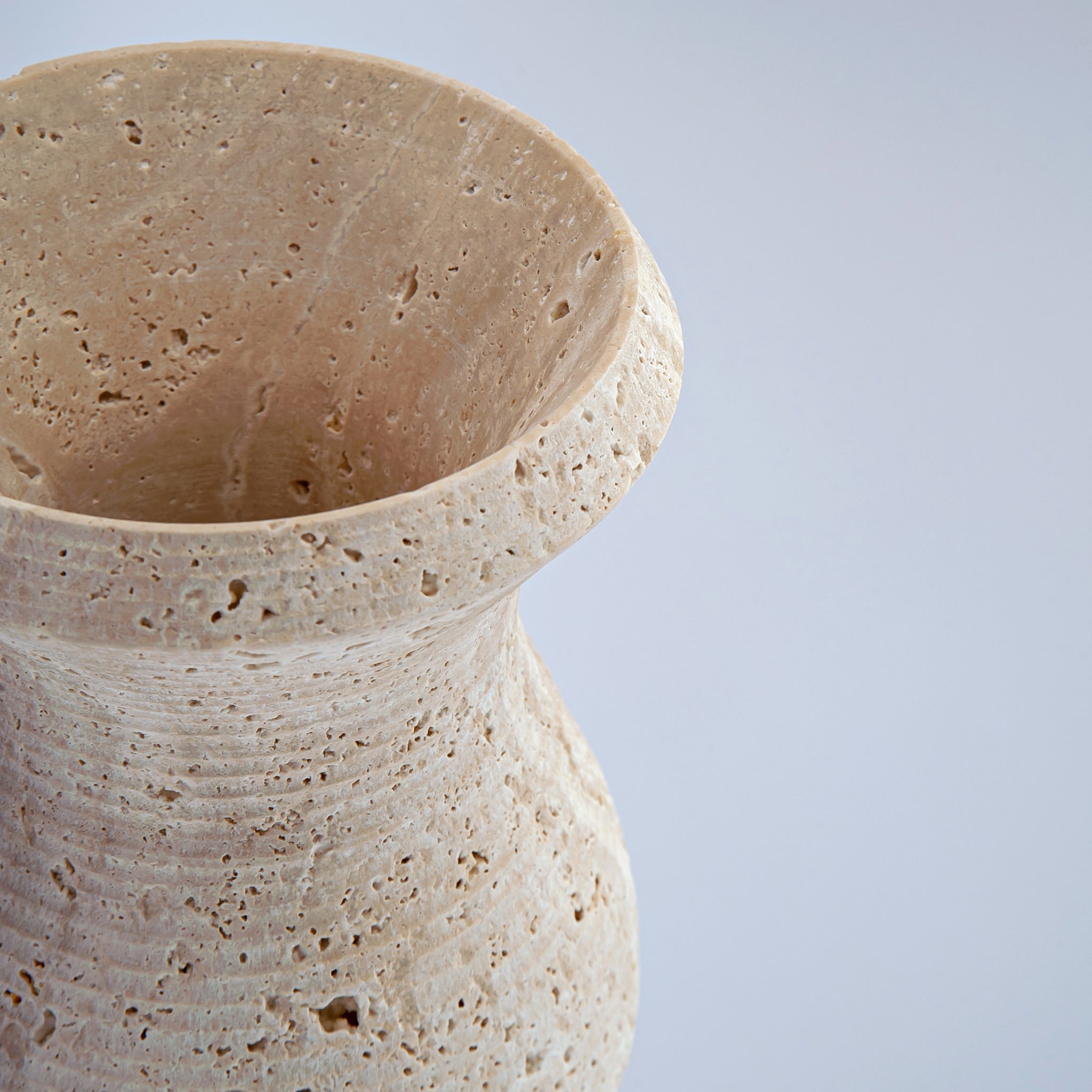 Selvra Vase