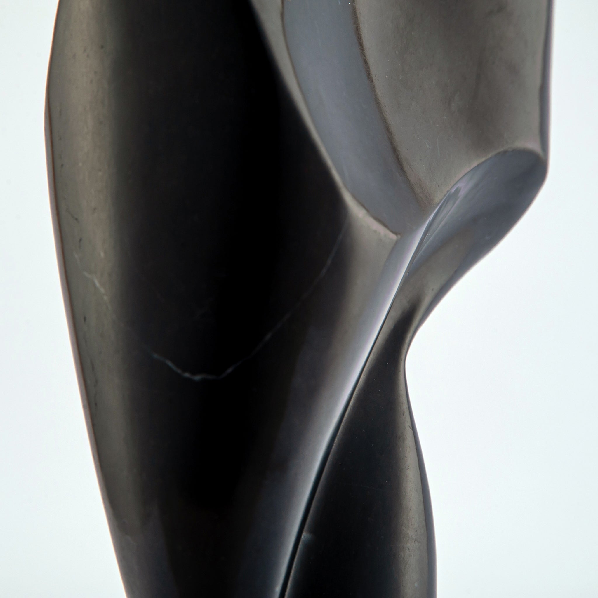 Swelia Sculpture