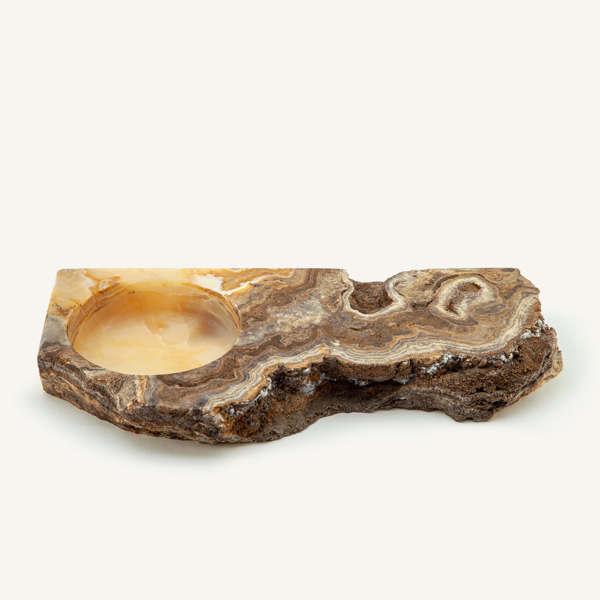 Onyvara Candle Holder