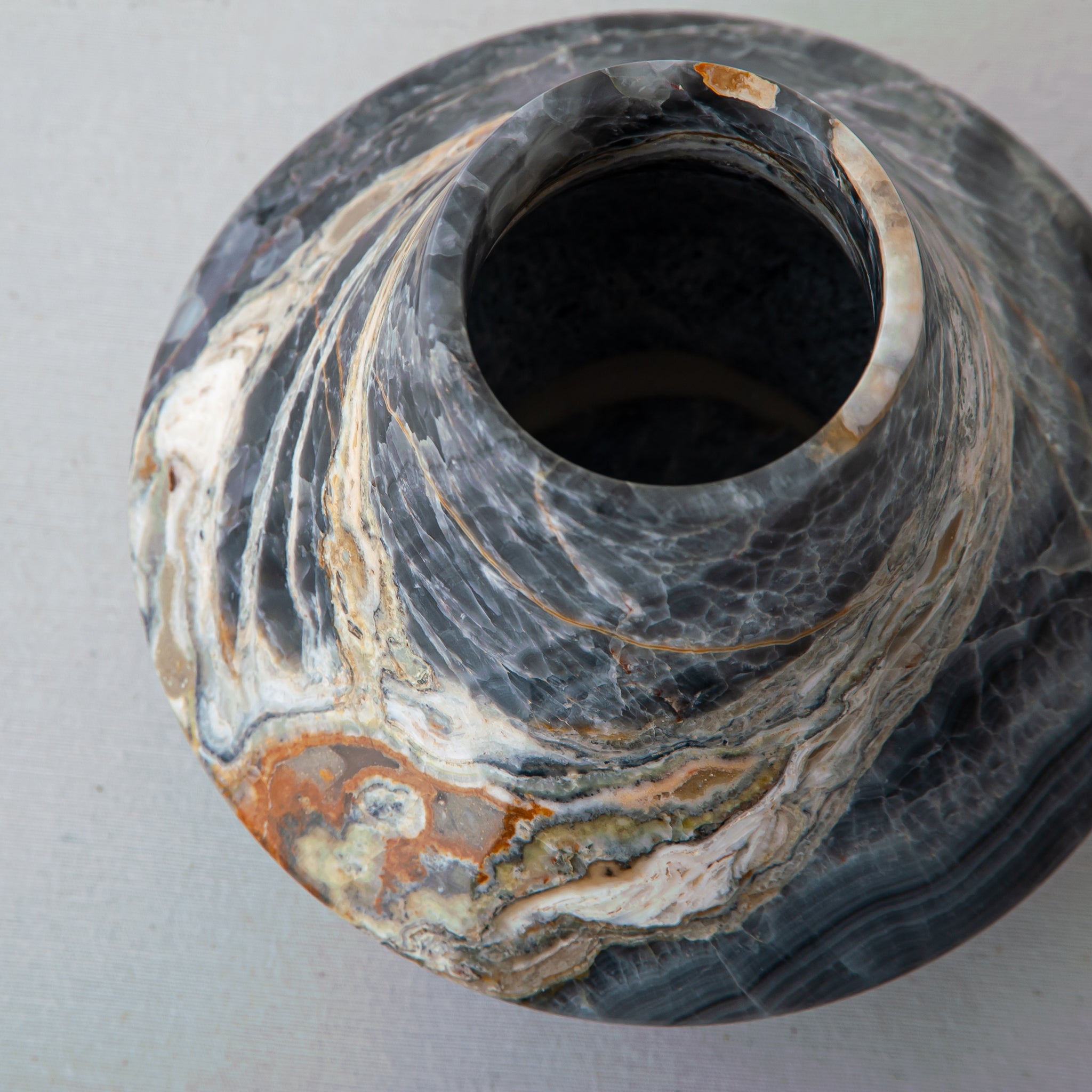Avenza Vase
