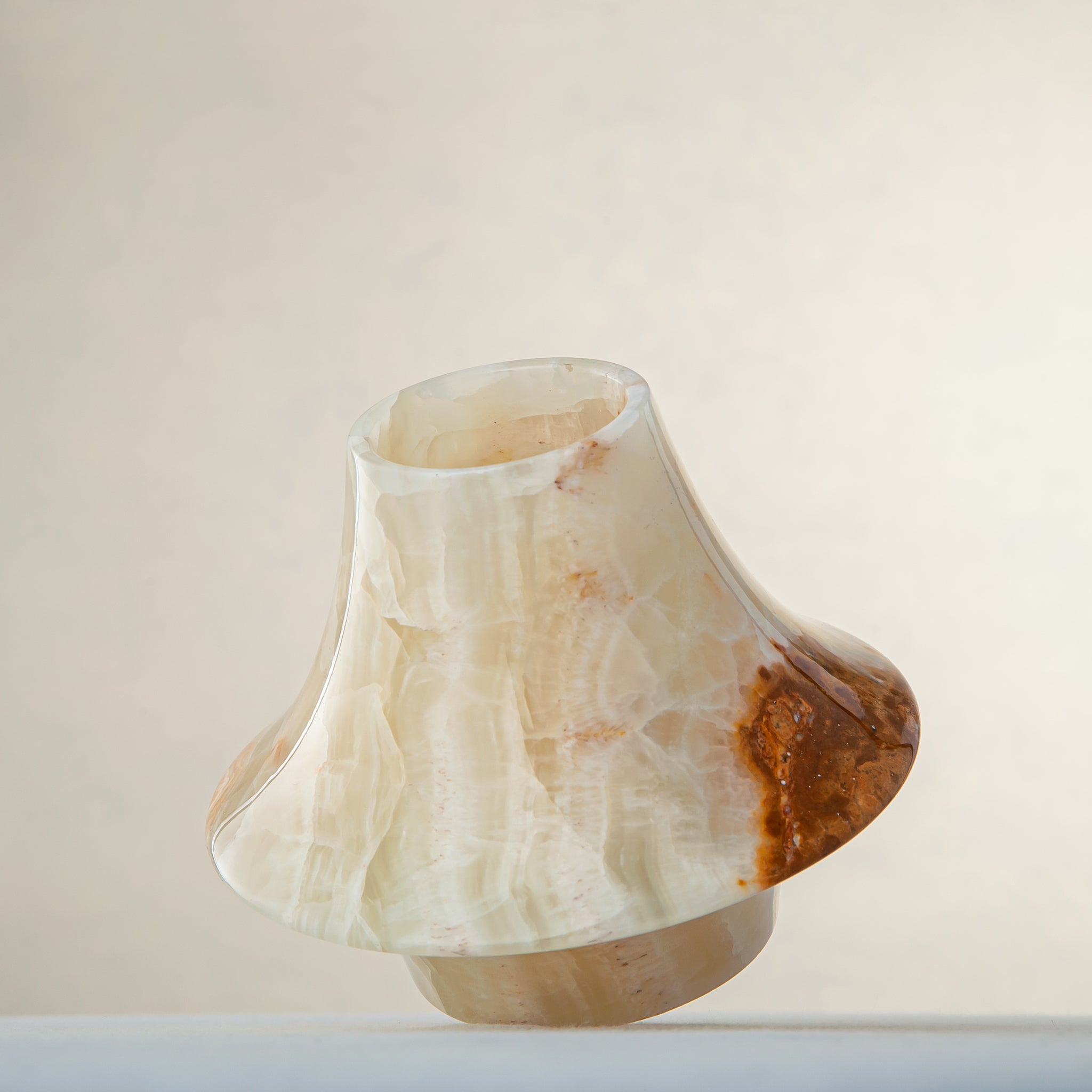 Elenio Vase
