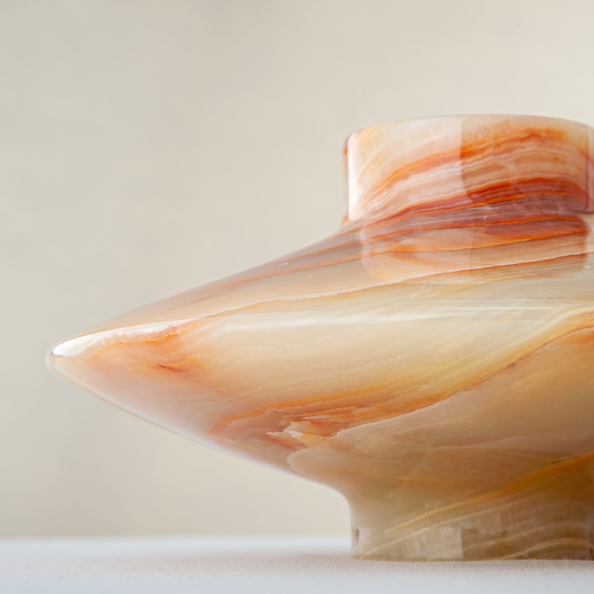 Elunari Vase