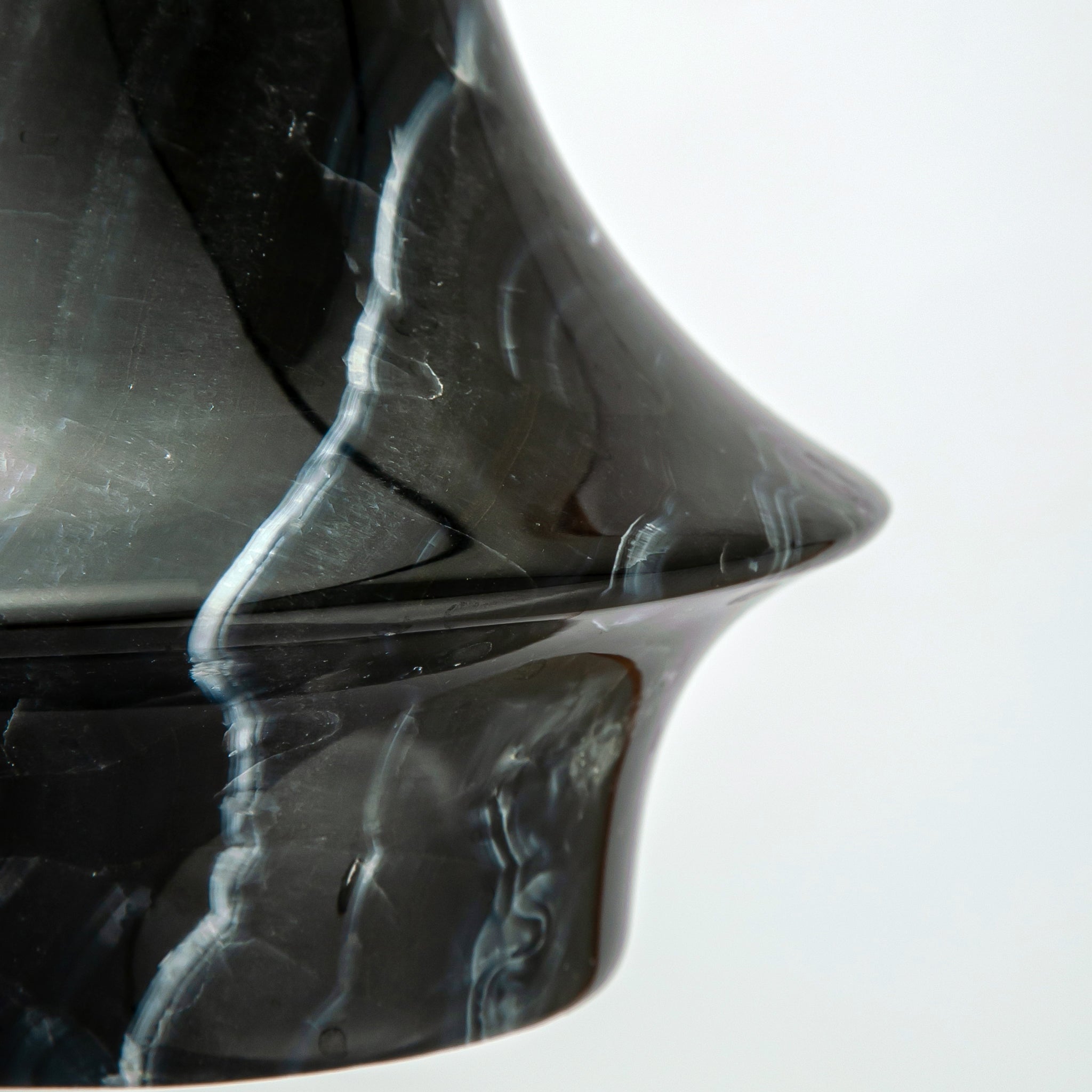 Eclipsis Vase