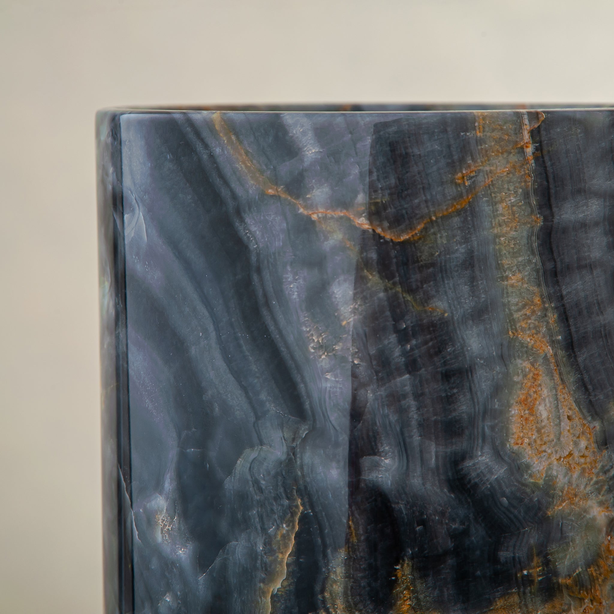 Pelago Vase