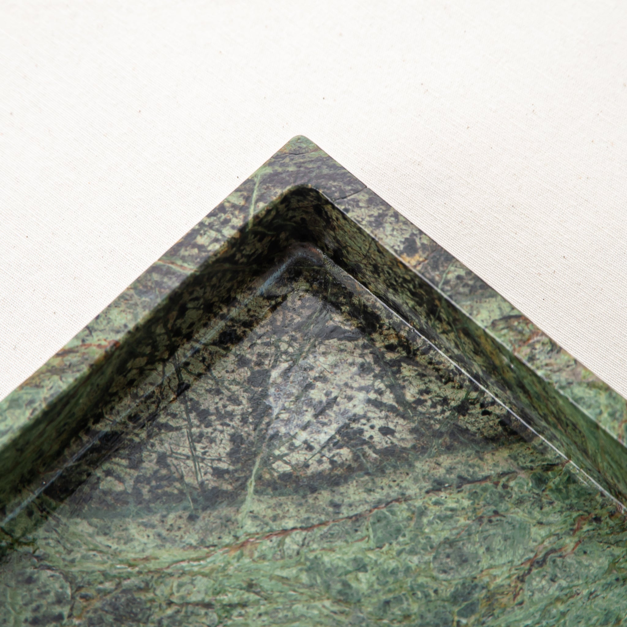 Lapis Tablett