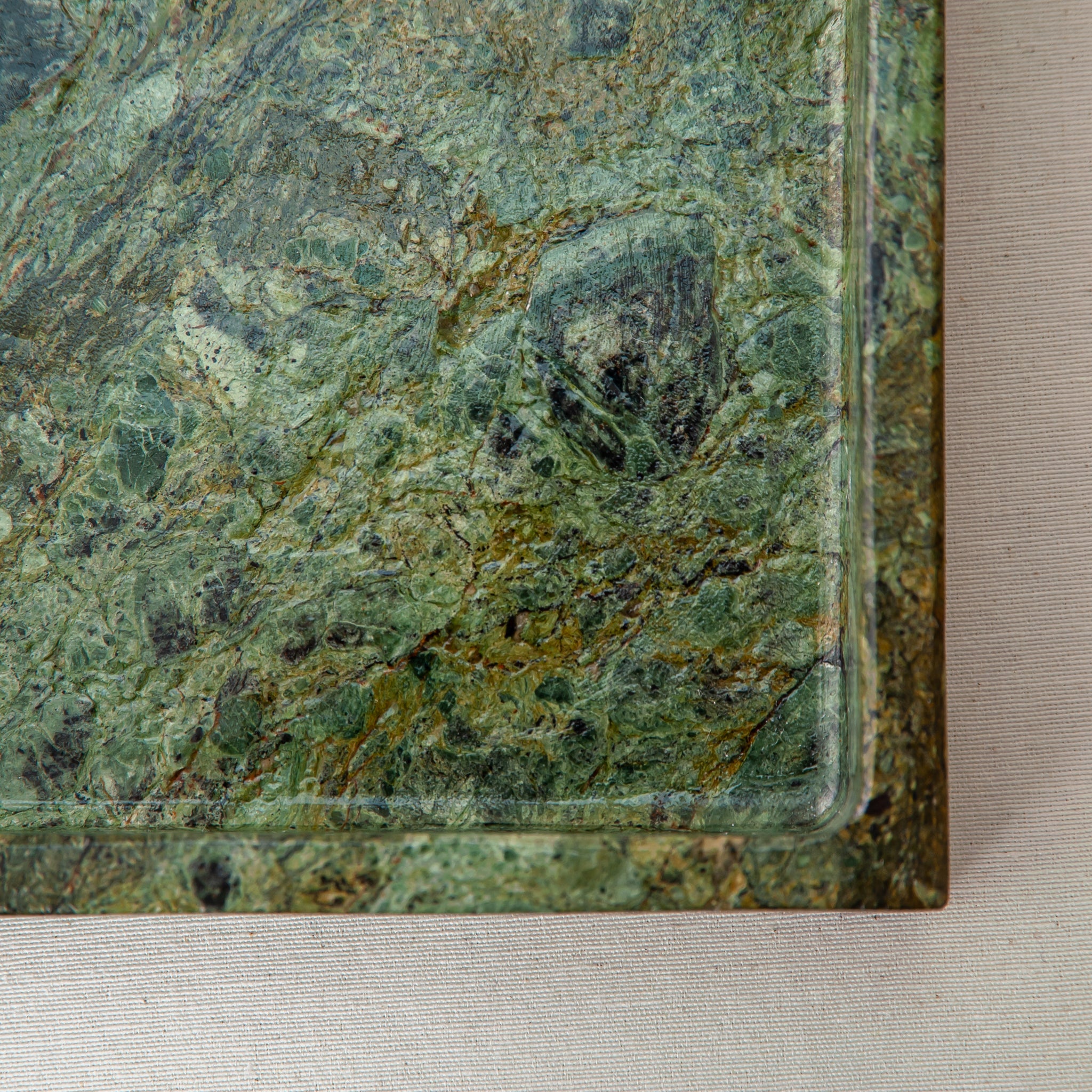 Lapis Tablett
