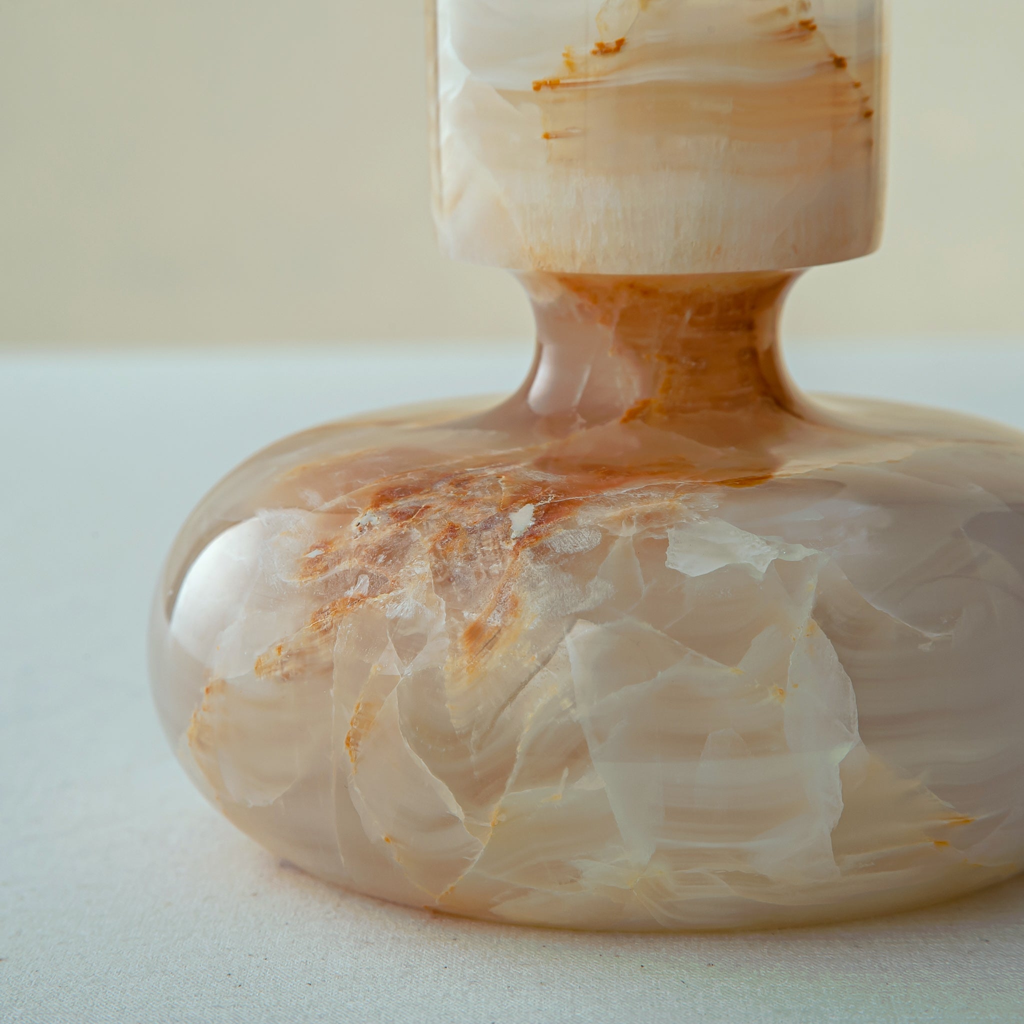 Irus Candle Holder