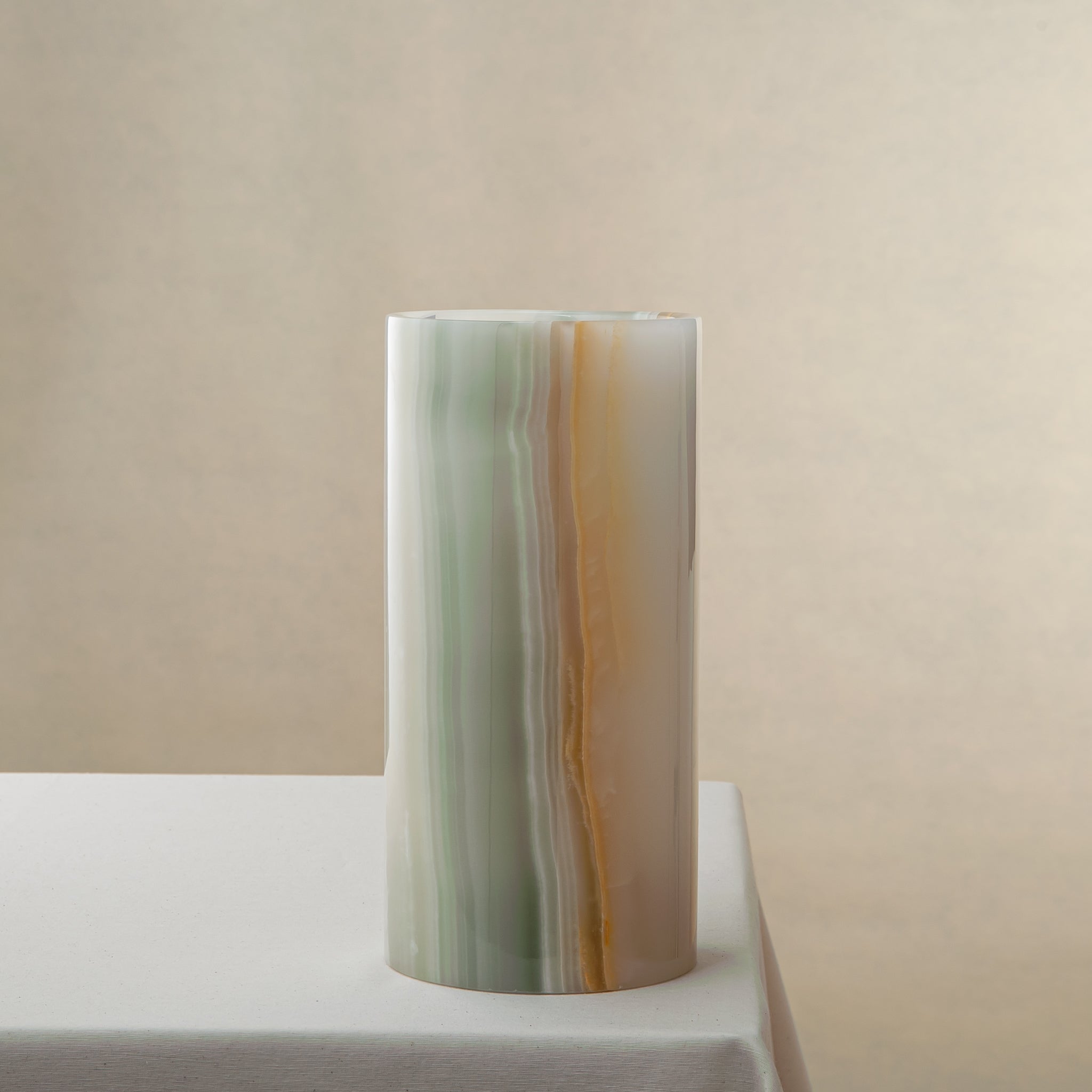 Velario Vase