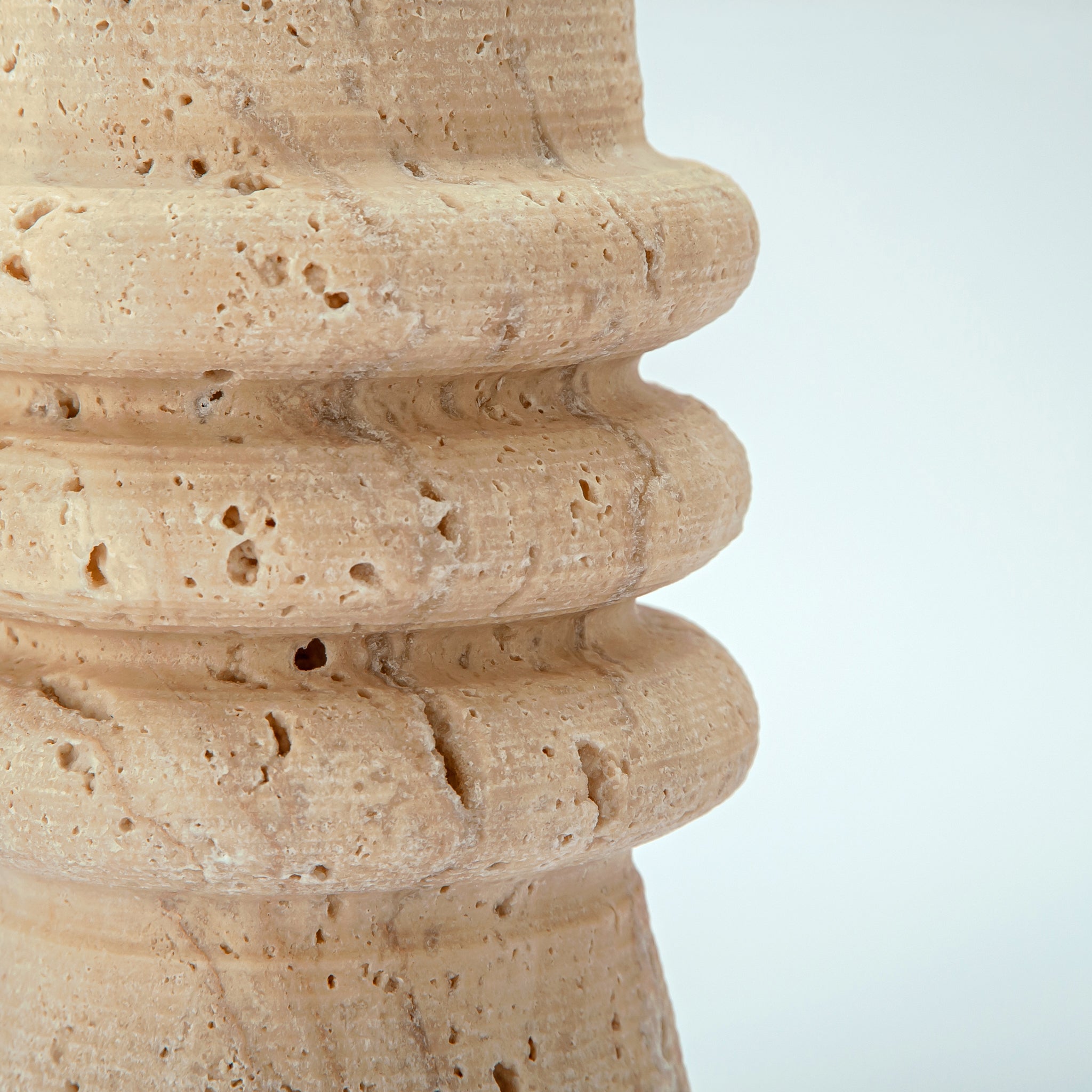 Saturn Vase Extra